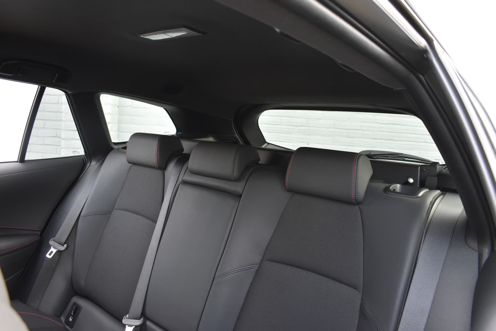 Toyota Corolla Touring Sport Hybrid 180 GR Sport Automaat 178Pk thumbnail 23