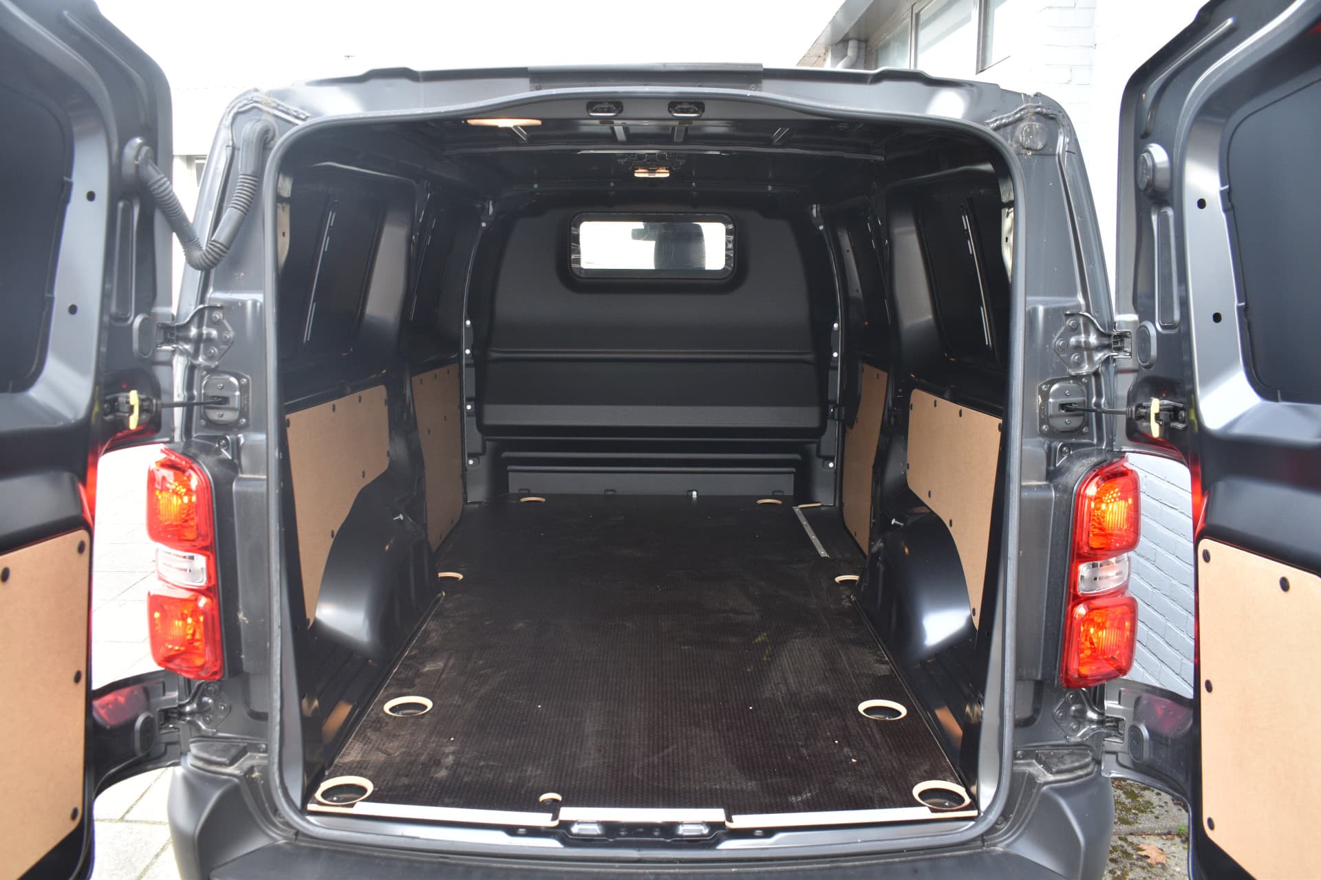 Toyota ProAce Electric Worker Challenger Extra Range Long 75 kWh thumbnail 16