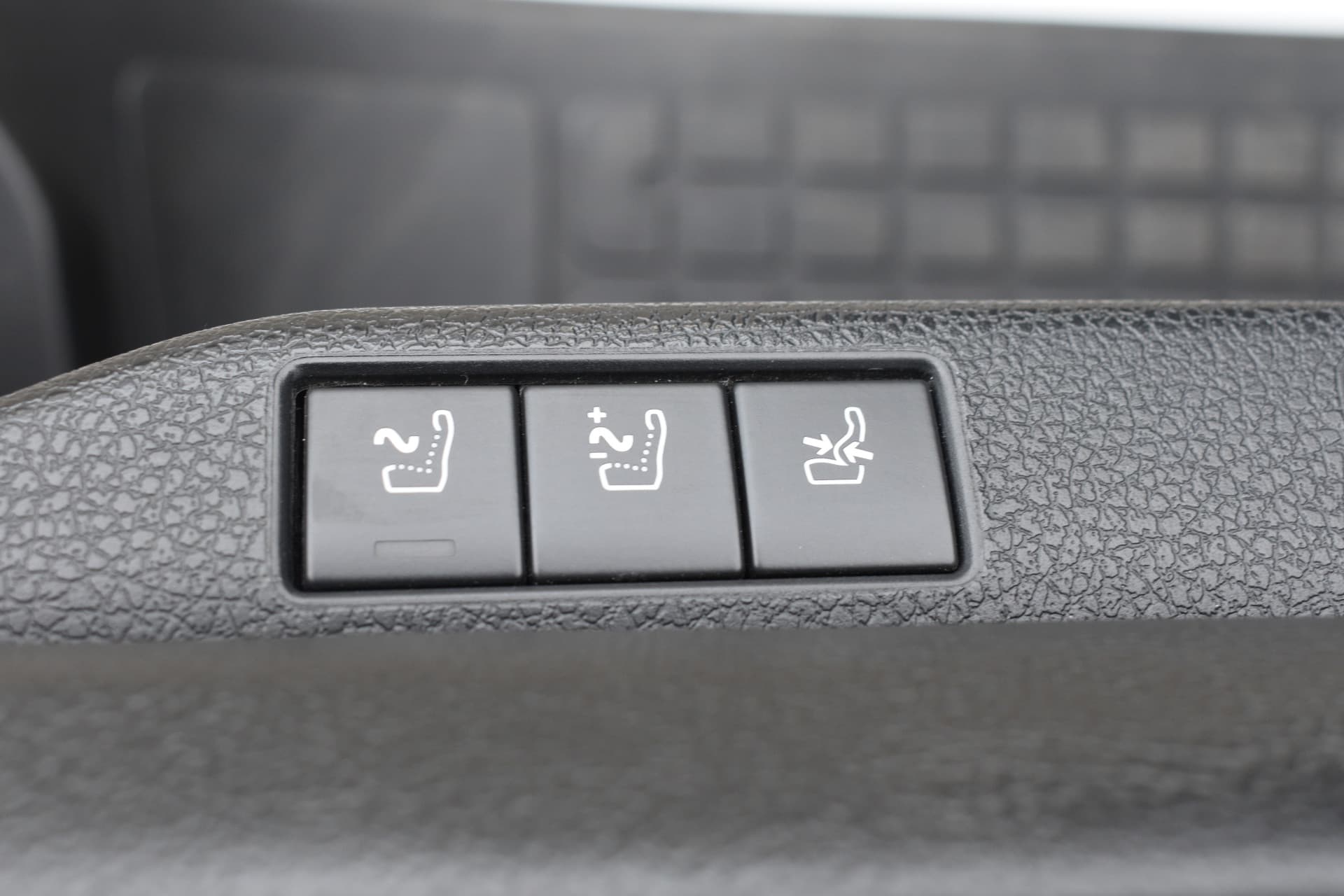 Peugeot E-Traveller 75 kwh Long thumbnail 16