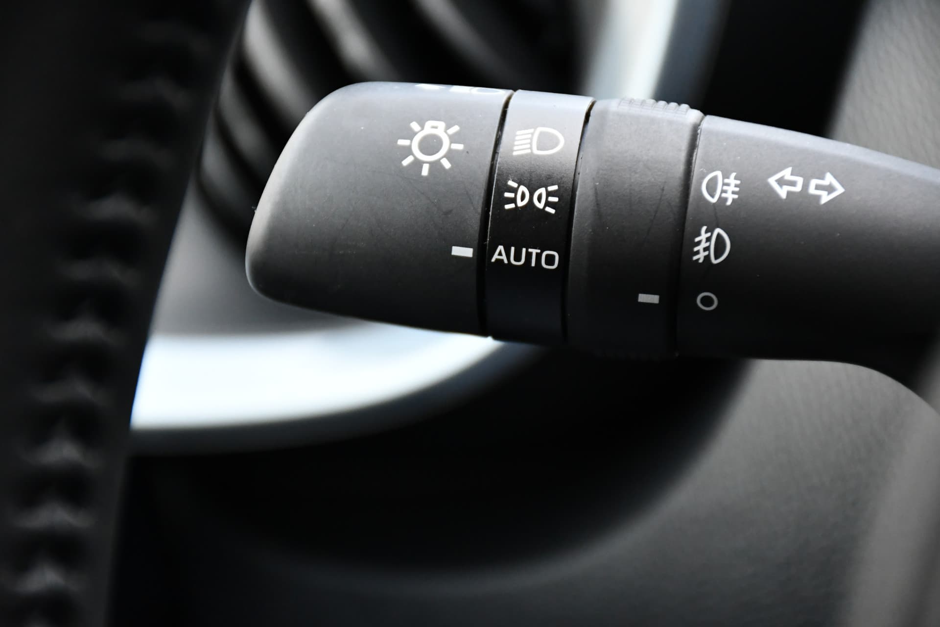 Toyota Aygo X 1.0 VVT-i S-CVT Undercover Jun Takahashi Limited Automaat 72pk thumbnail 26