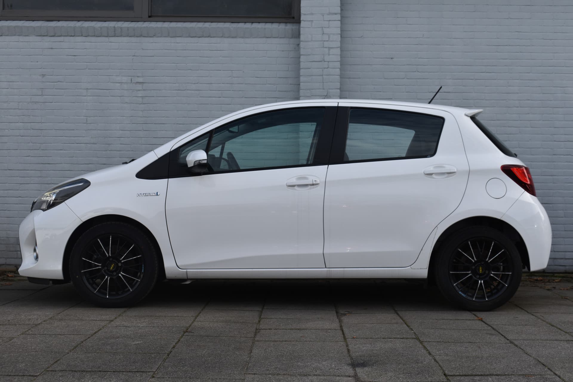 Toyota Yaris 1.5 Hybrid Dynamic Automaat 100Pk thumbnail 9