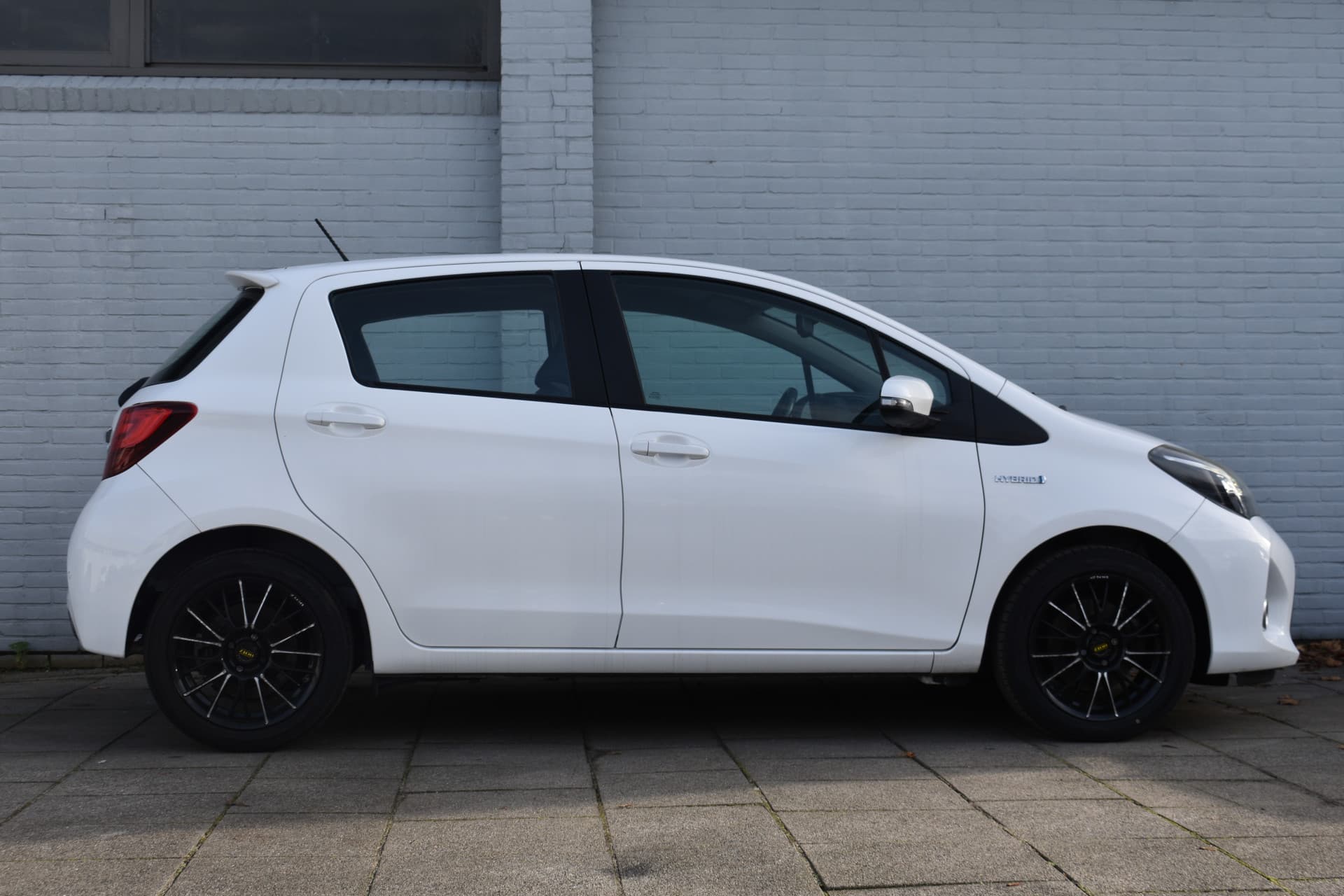 Toyota Yaris 1.5 Hybrid Dynamic Automaat 100Pk thumbnail 13