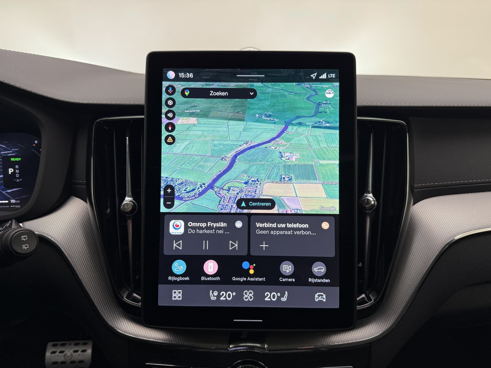 Volvo XC60 T8 455pk AWD HEICO - Ultra Black Edition / HEICO Sportuitlaatsysteem / HEICO Selected Level / 22'' HEICO Velgen / HEICO Remsysteem / Heico Intercooler / HEICO Sportpedalen / Luchtvering / Bowers en Wilkins audio / thumbnail 34