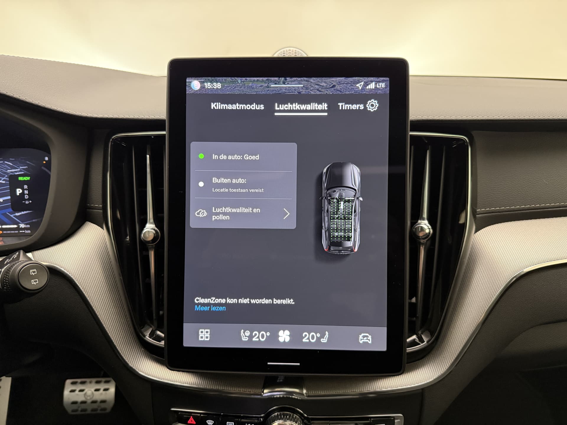 Volvo XC60 T8 455pk AWD HEICO - Ultra Black Edition / HEICO Sportuitlaatsysteem / HEICO Selected Level / 22'' HEICO Velgen / HEICO Remsysteem / Heico Intercooler / HEICO Sportpedalen / Luchtvering / Bowers en Wilkins audio / thumbnail 43