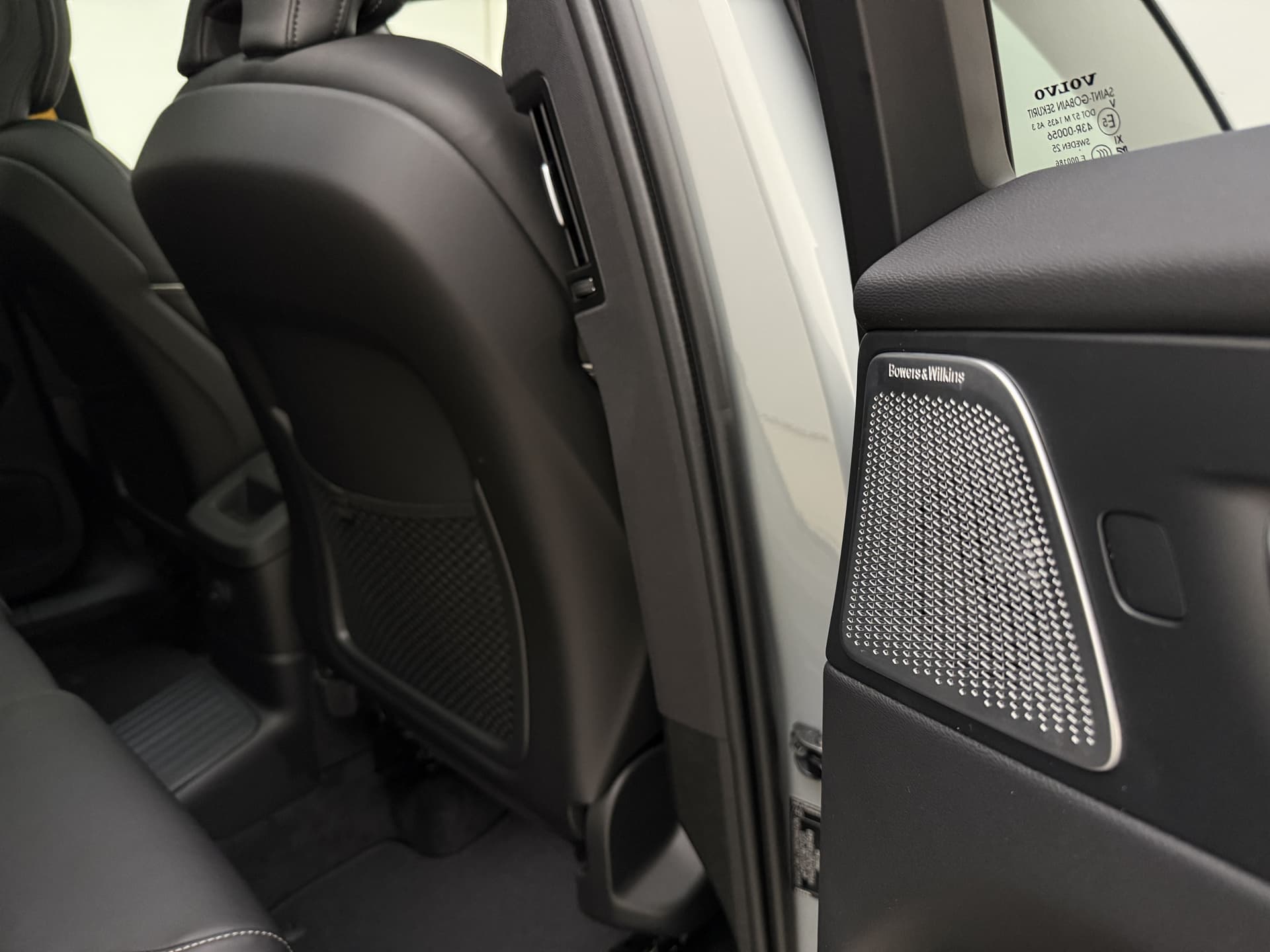 Volvo XC60 T8 455pk AWD Polestar Engineered / Bowers en Wilkins Audio / 22'' velgen / Öhlins schokdempers / Gelaagd glas / Alarm klasse 3 / thumbnail 18