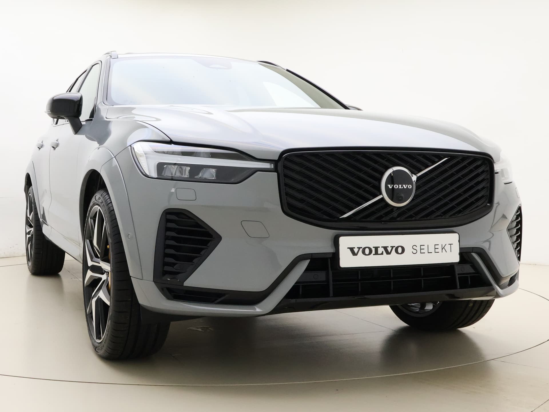 Volvo XC60 T8 455pk AWD Polestar Engineered / Bowers en Wilkins Audio / 22'' velgen / Öhlins schokdempers / Gelaagd glas / Alarm klasse 3 / thumbnail 20
