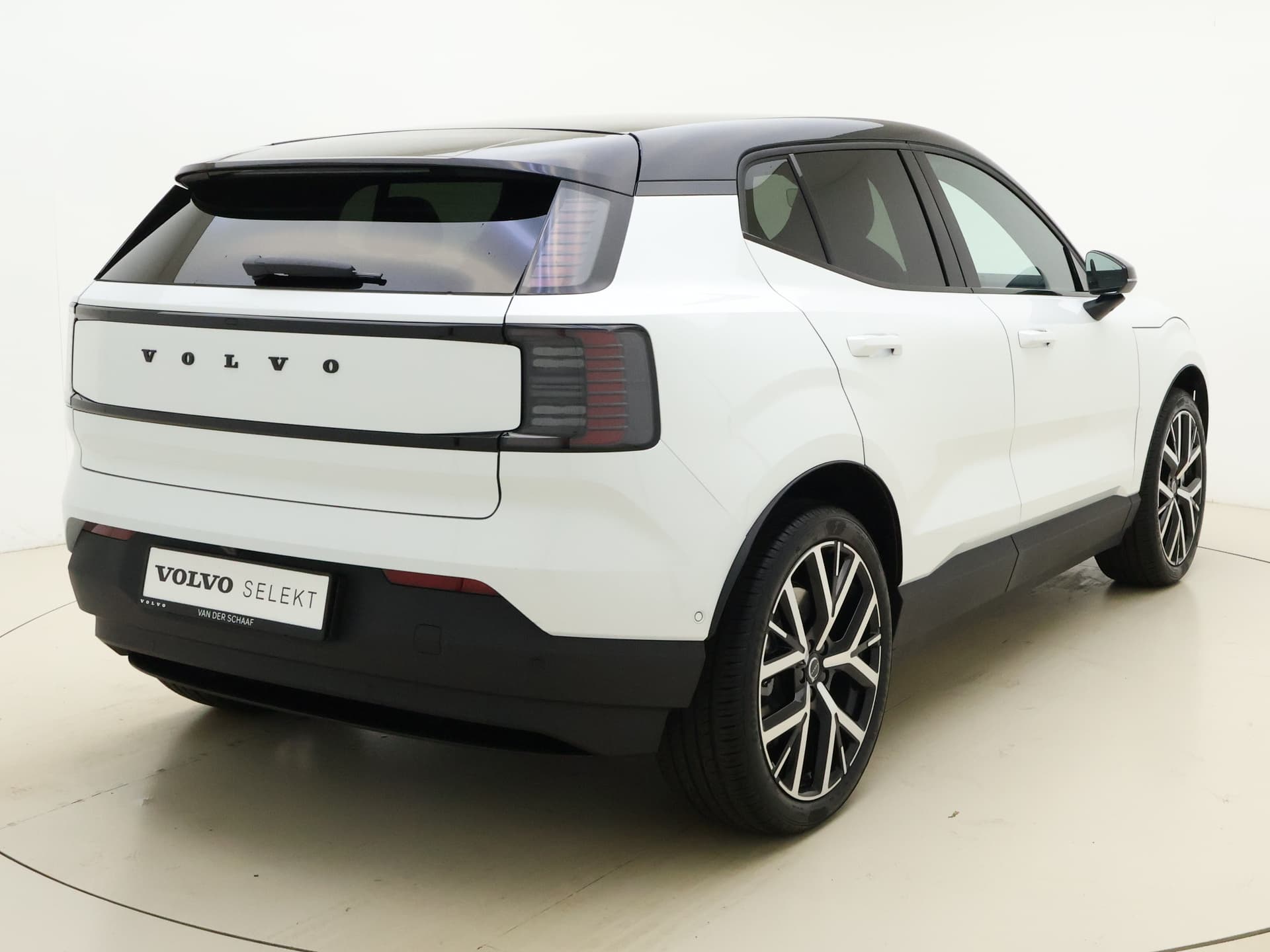 Volvo EX30 Twin Motor Performance Ultra Europa Sport / WOOL BLEND / 20" 5-Y-SPAAKS / BLACK PACK / GETINT GLAS / thumbnail 9