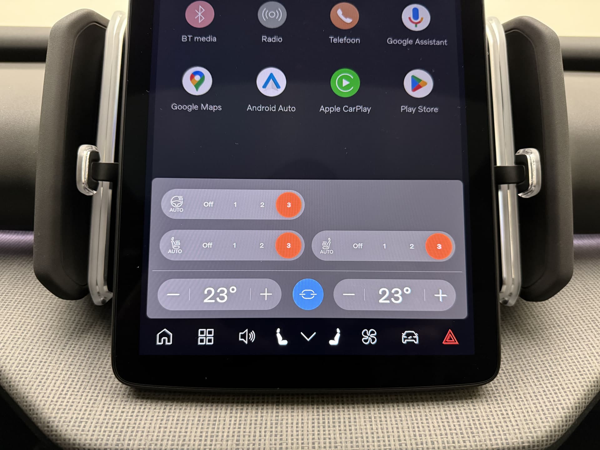 Volvo EX30 Twin Motor Performance Ultra Europa Sport / WOOL BLEND / 20" 5-Y-SPAAKS / BLACK PACK / GETINT GLAS / thumbnail 18