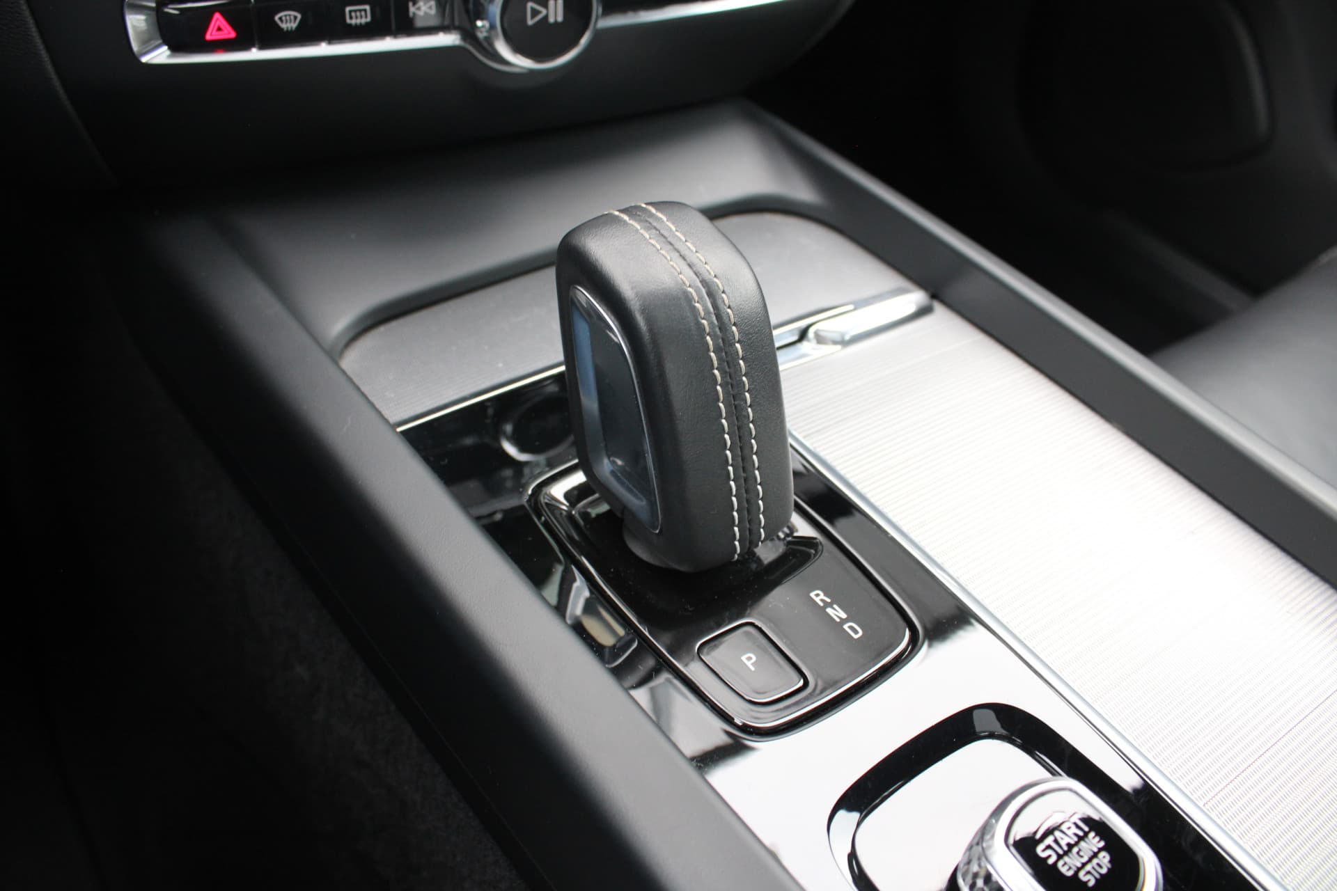 Volvo S60 B4 Automaat R-Design thumbnail 28