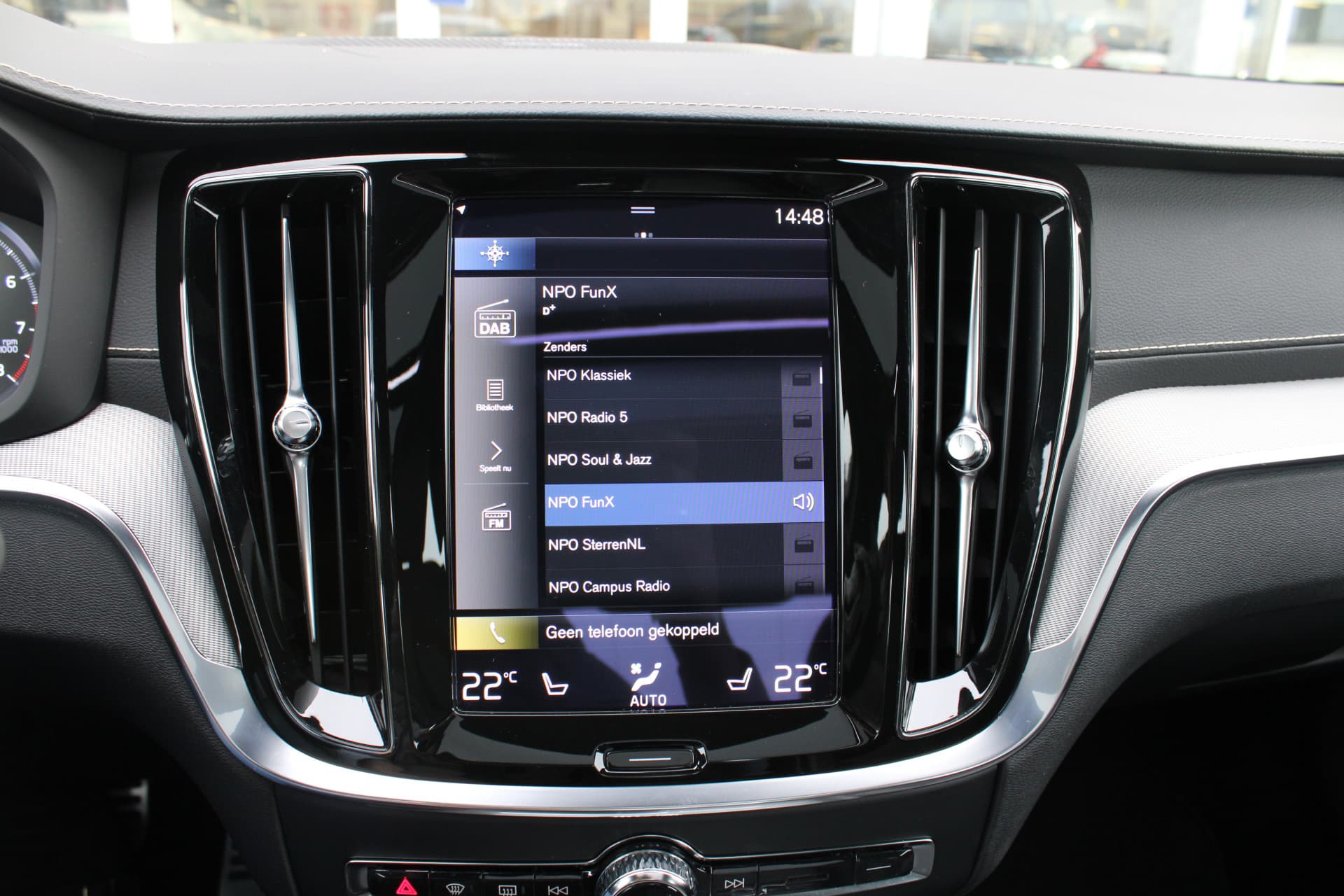 Volvo S60 B4 Automaat R-Design thumbnail 44