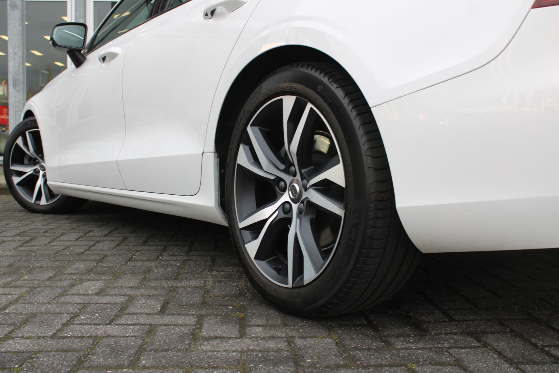 Volvo S60 B4 Automaat R-Design thumbnail 63