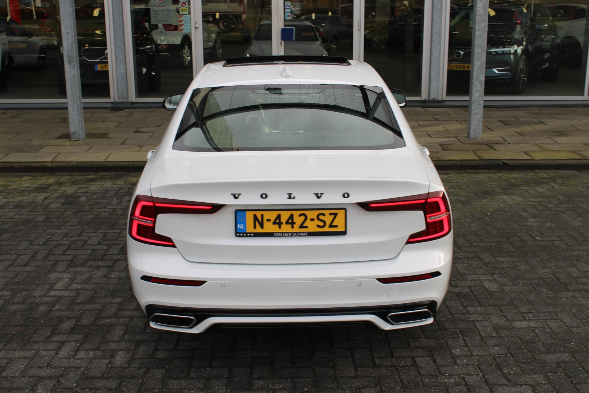 Volvo S60 B4 Automaat R-Design thumbnail 68