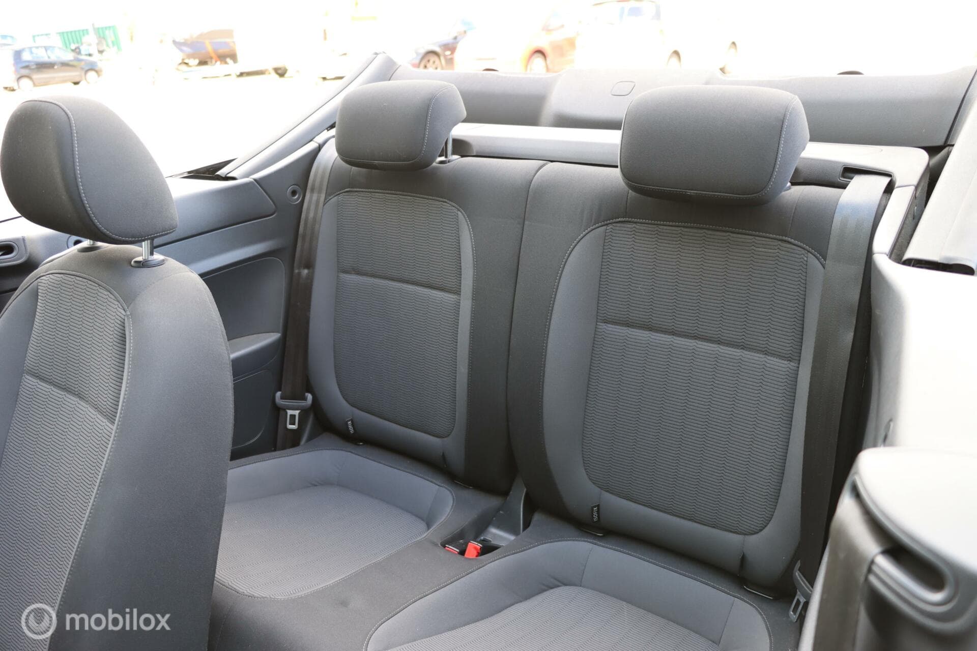 Volkswagen Beetle thumbnail 9