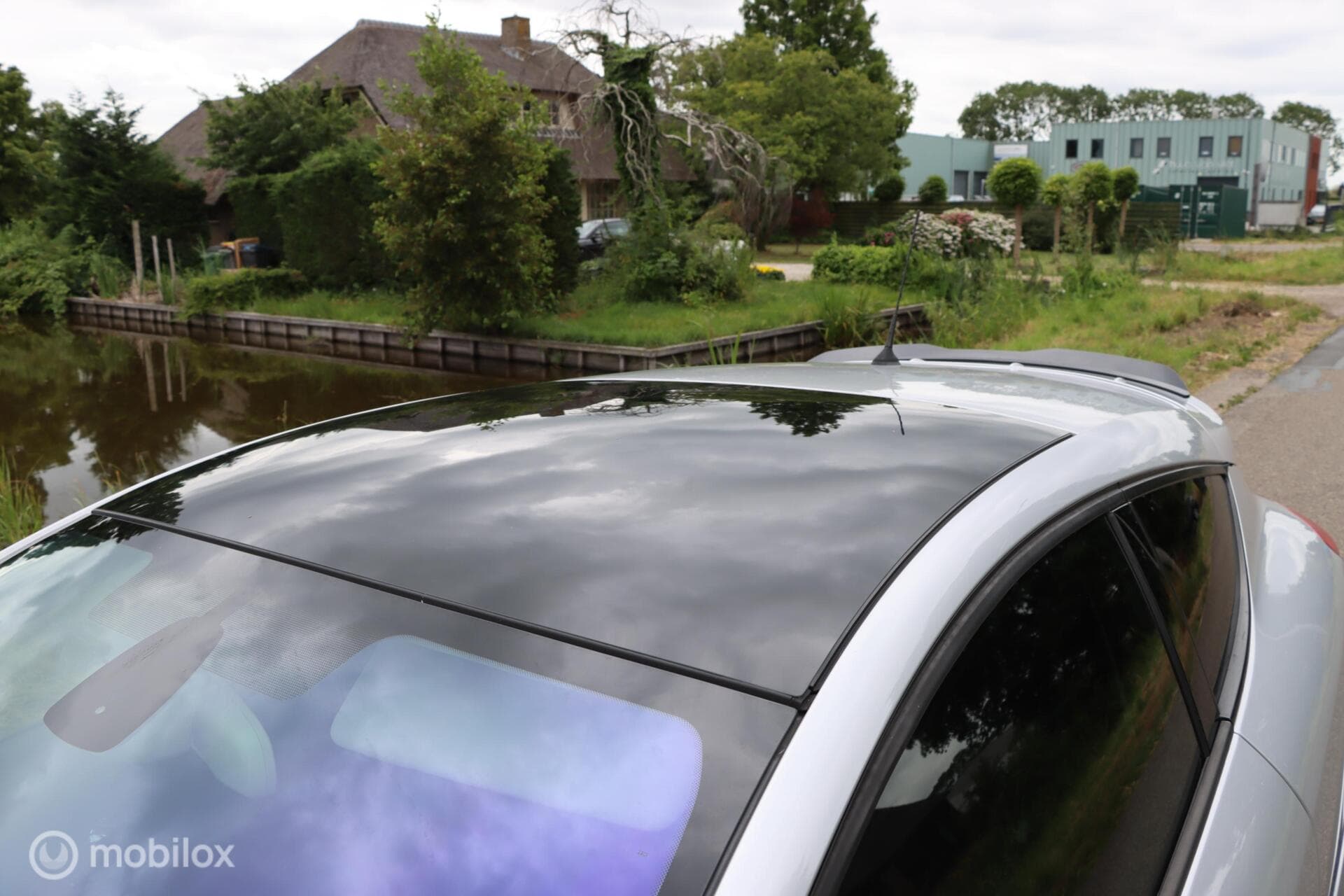 Renault Mégane thumbnail 2