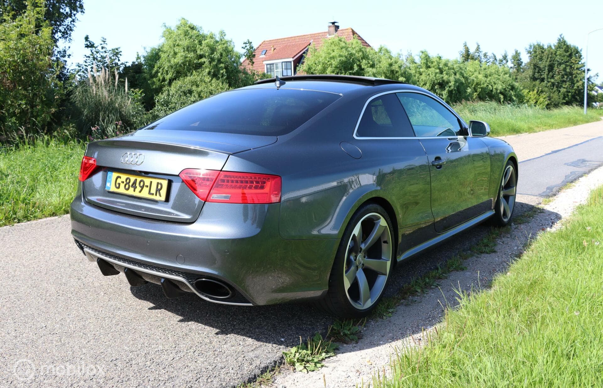 Audi RS5 thumbnail 8
