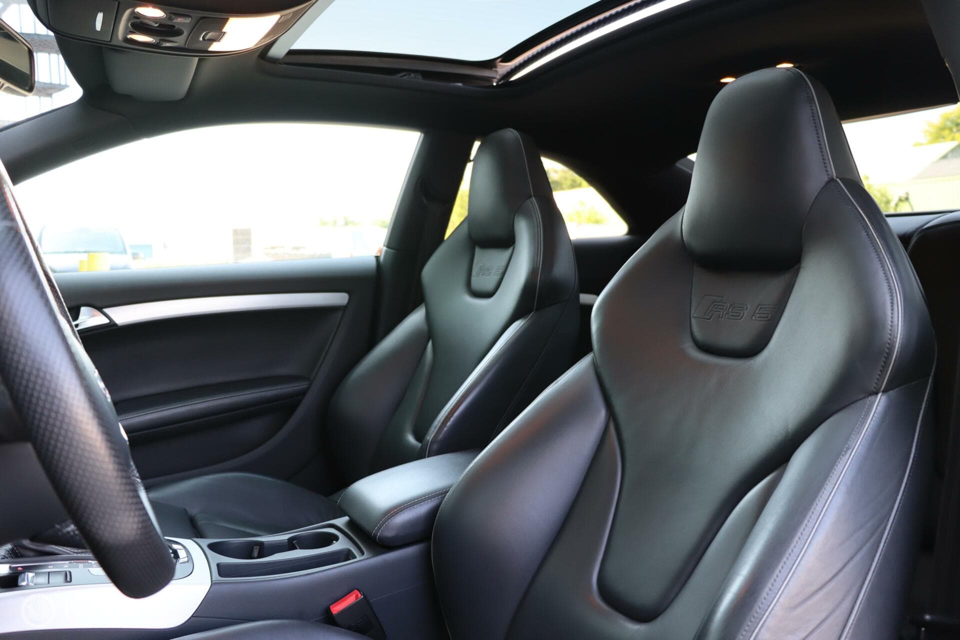 Audi RS5 thumbnail 11