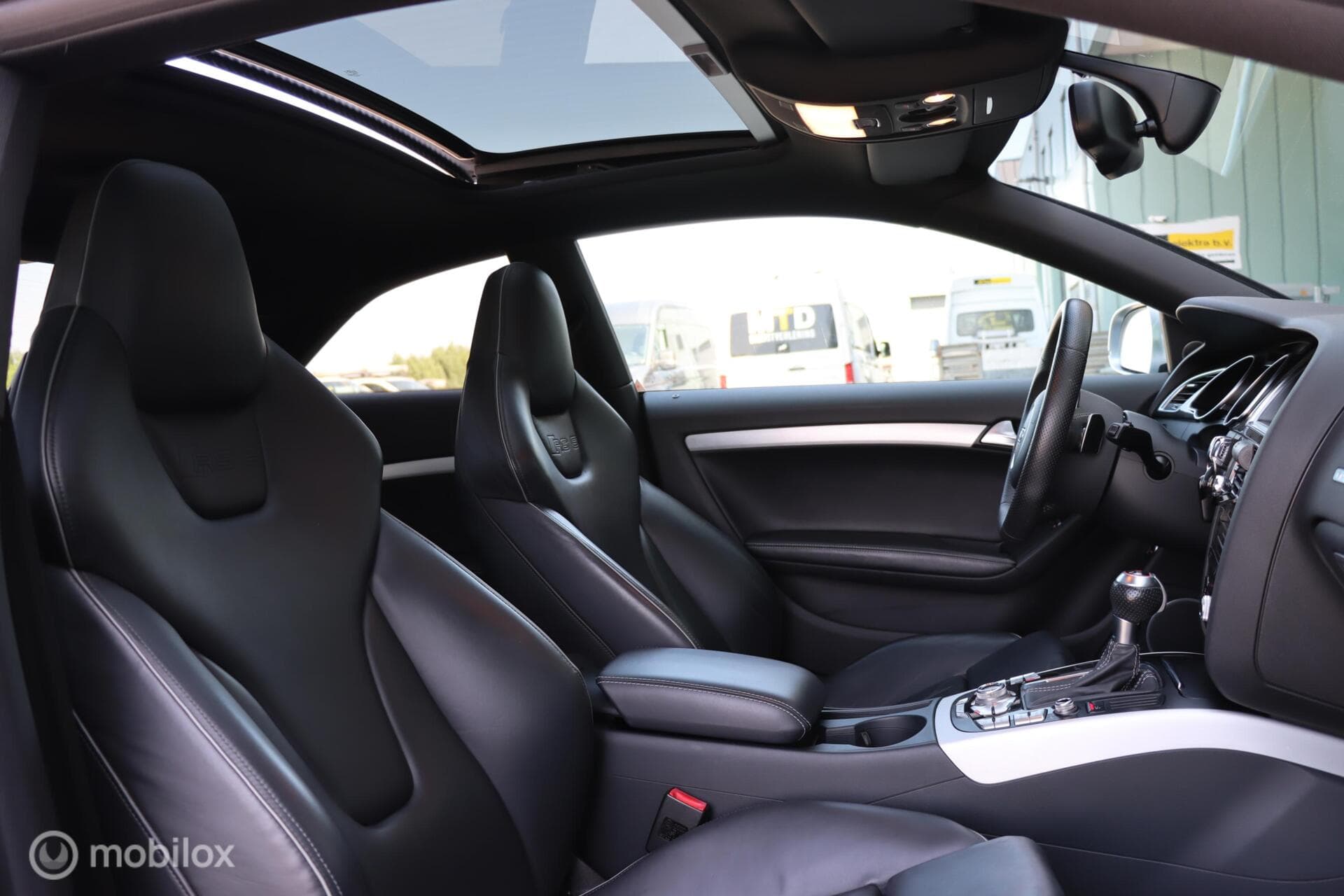 Audi RS5 thumbnail 15