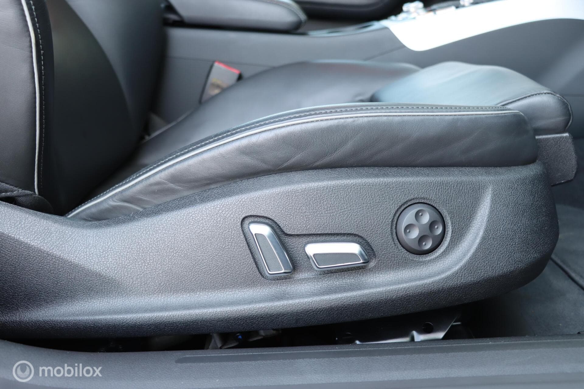 Audi RS5 thumbnail 16