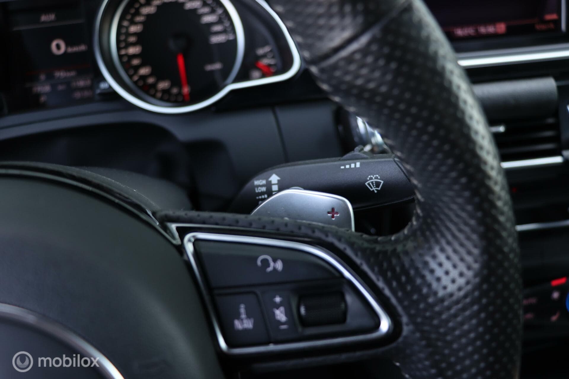 Audi RS5 thumbnail 25