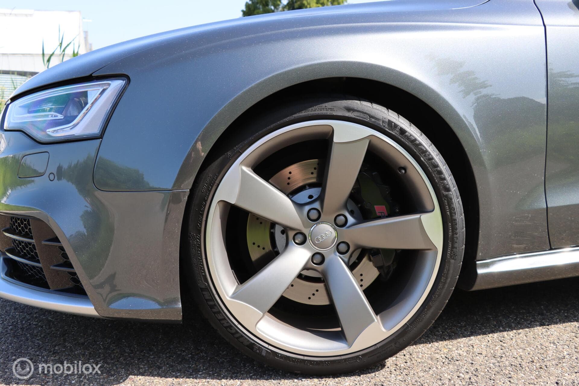 Audi RS5 thumbnail 36