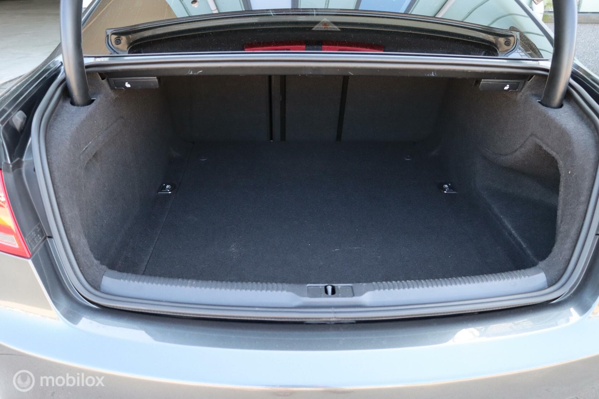 Audi RS5 thumbnail 38