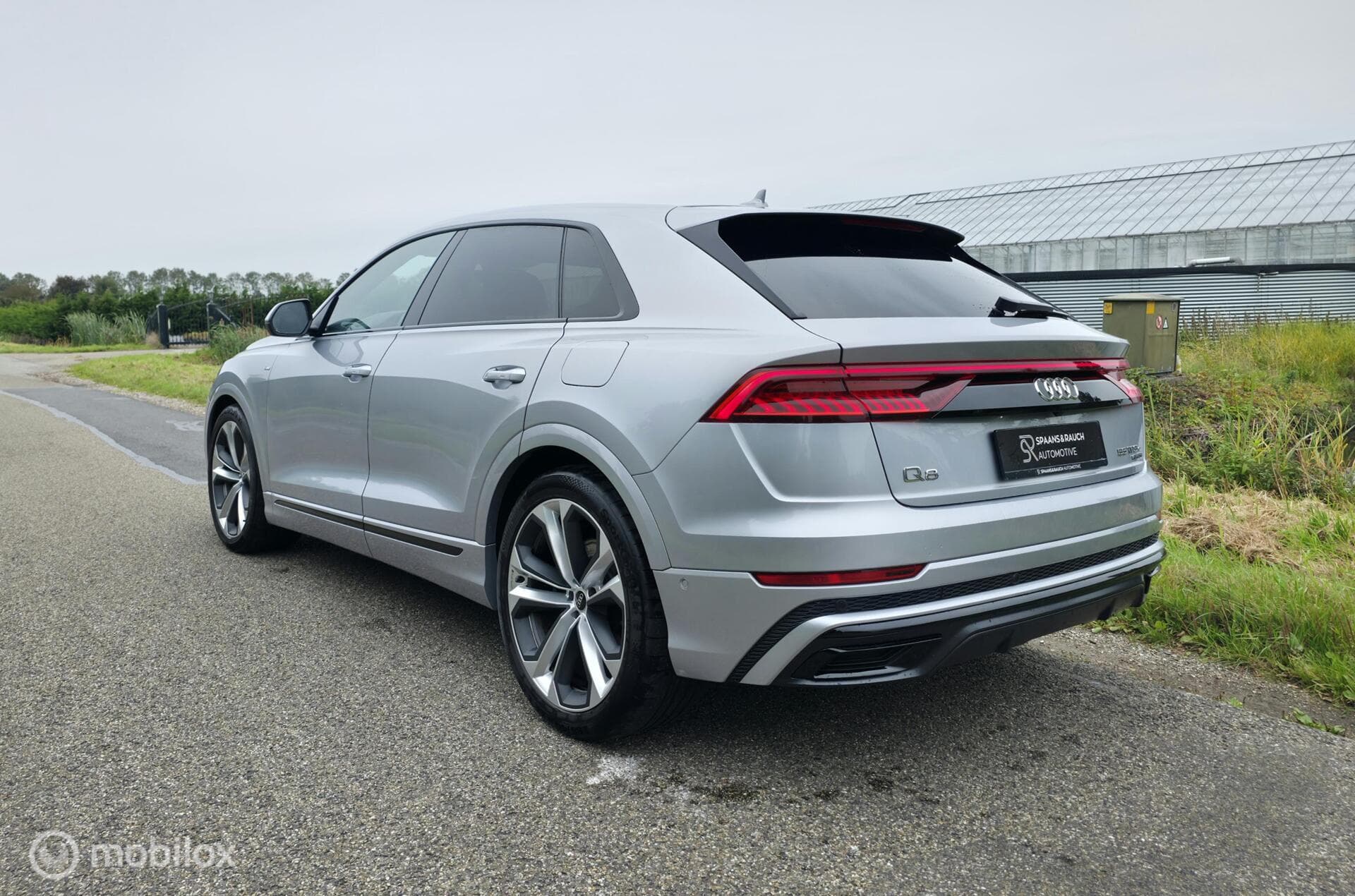 Audi Q8 thumbnail 2