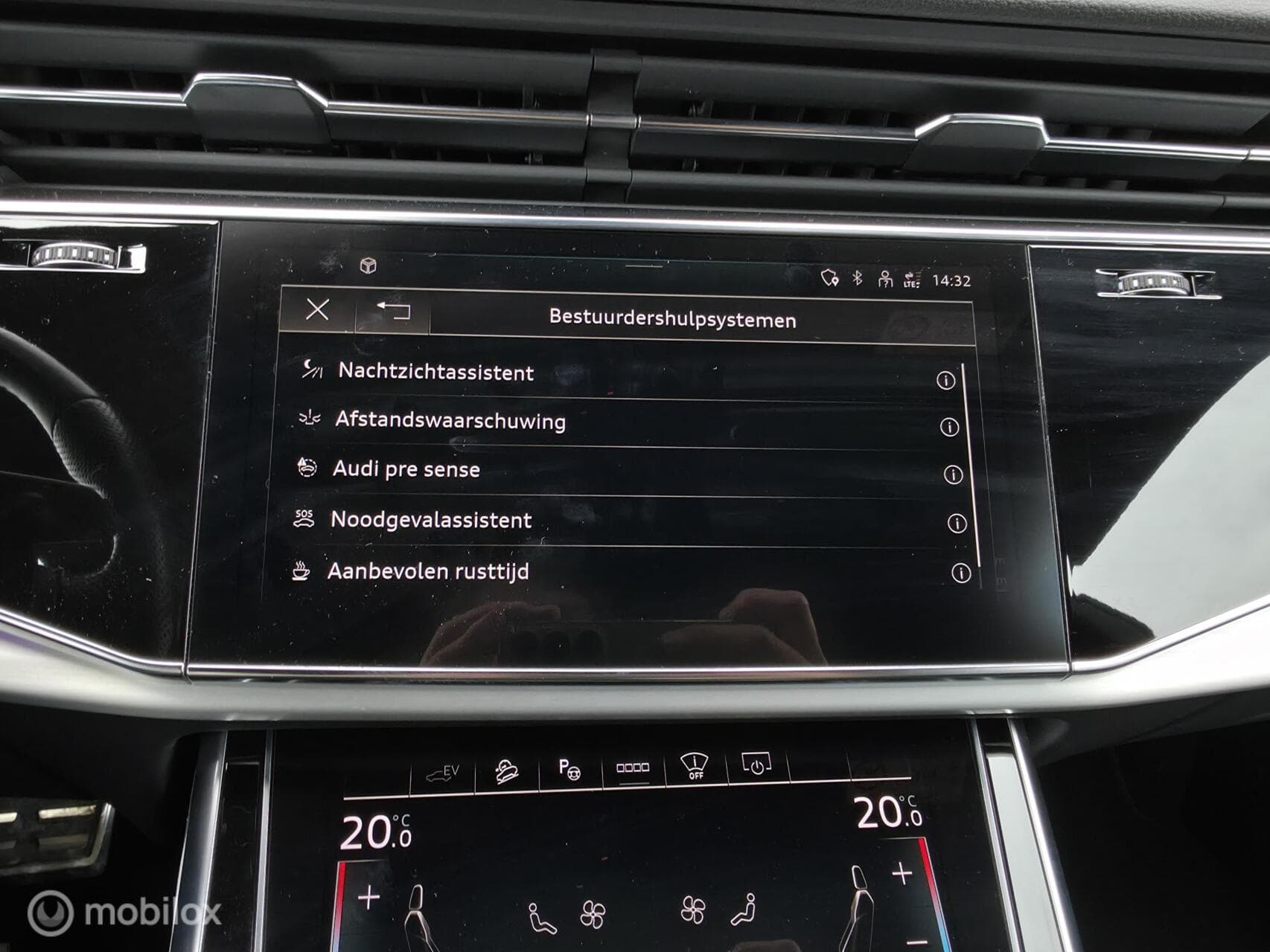 Audi Q8 thumbnail 36