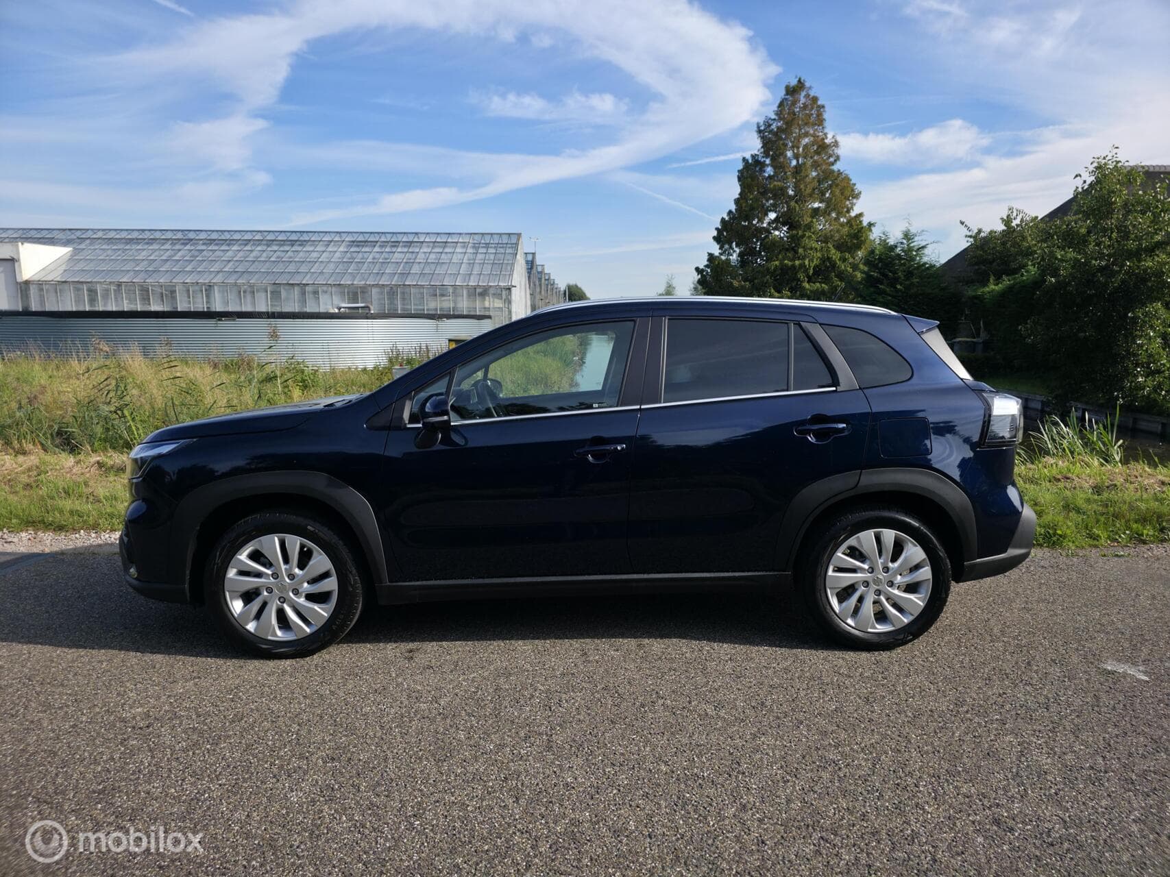 Suzuki S-Cross thumbnail 33