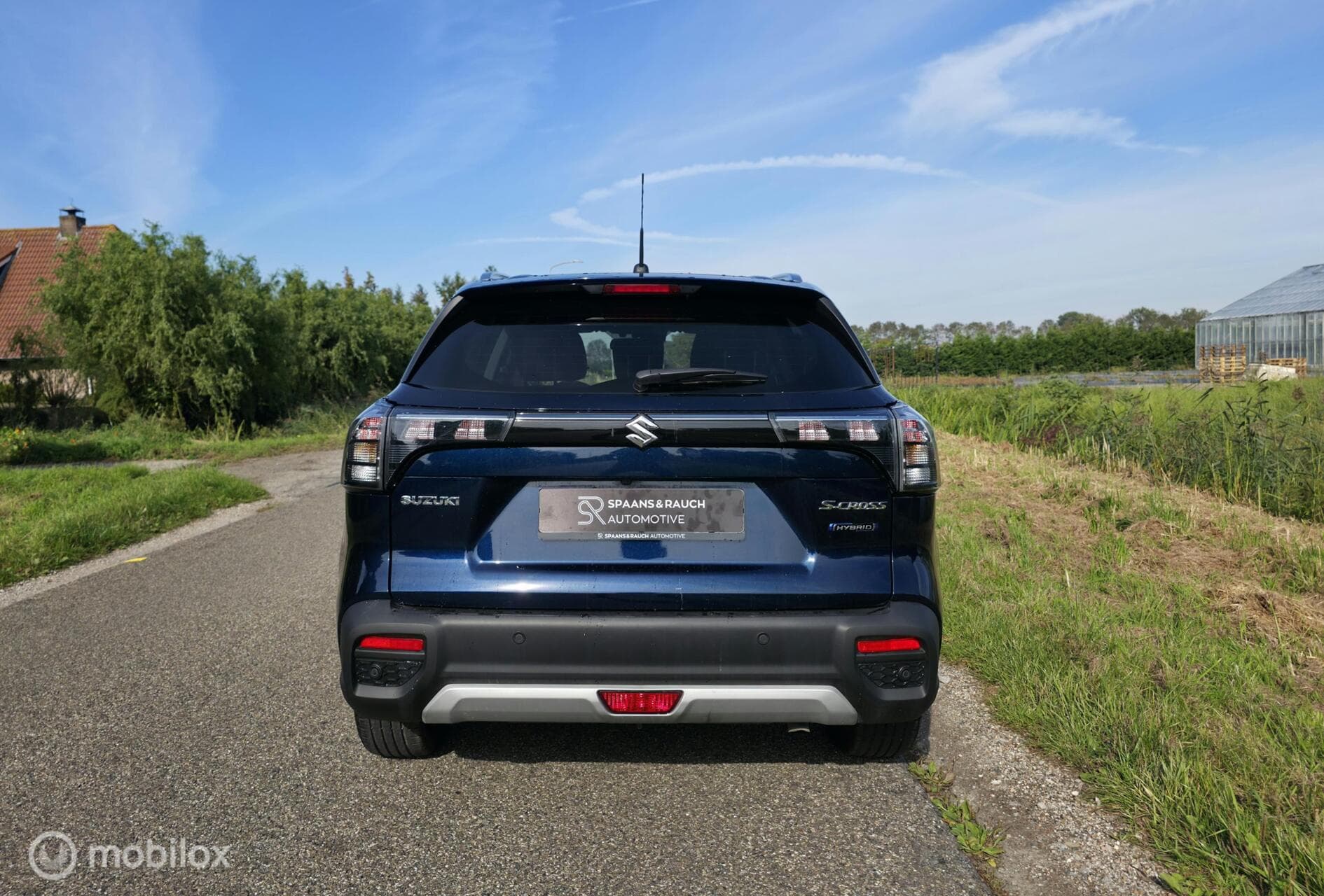 Suzuki S-Cross thumbnail 34