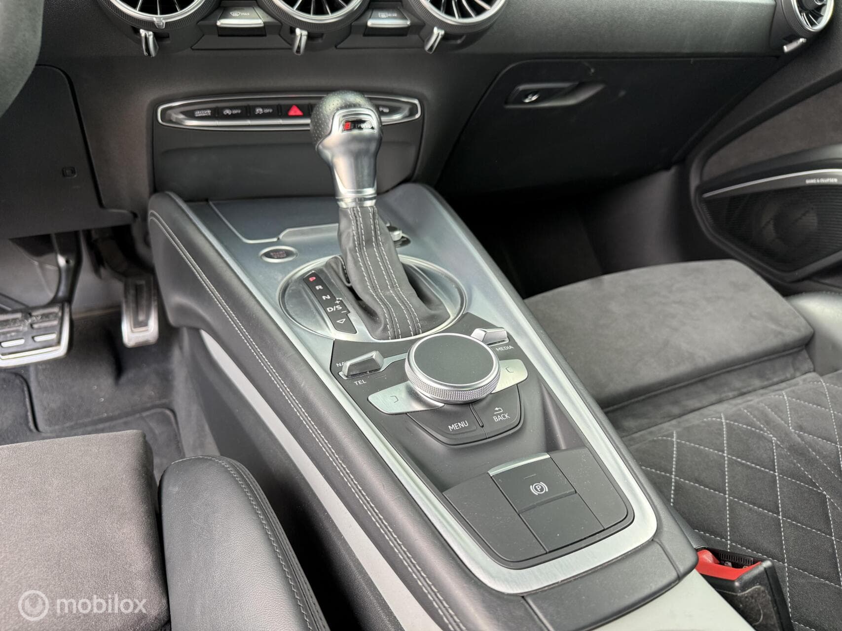 Audi TT thumbnail 21