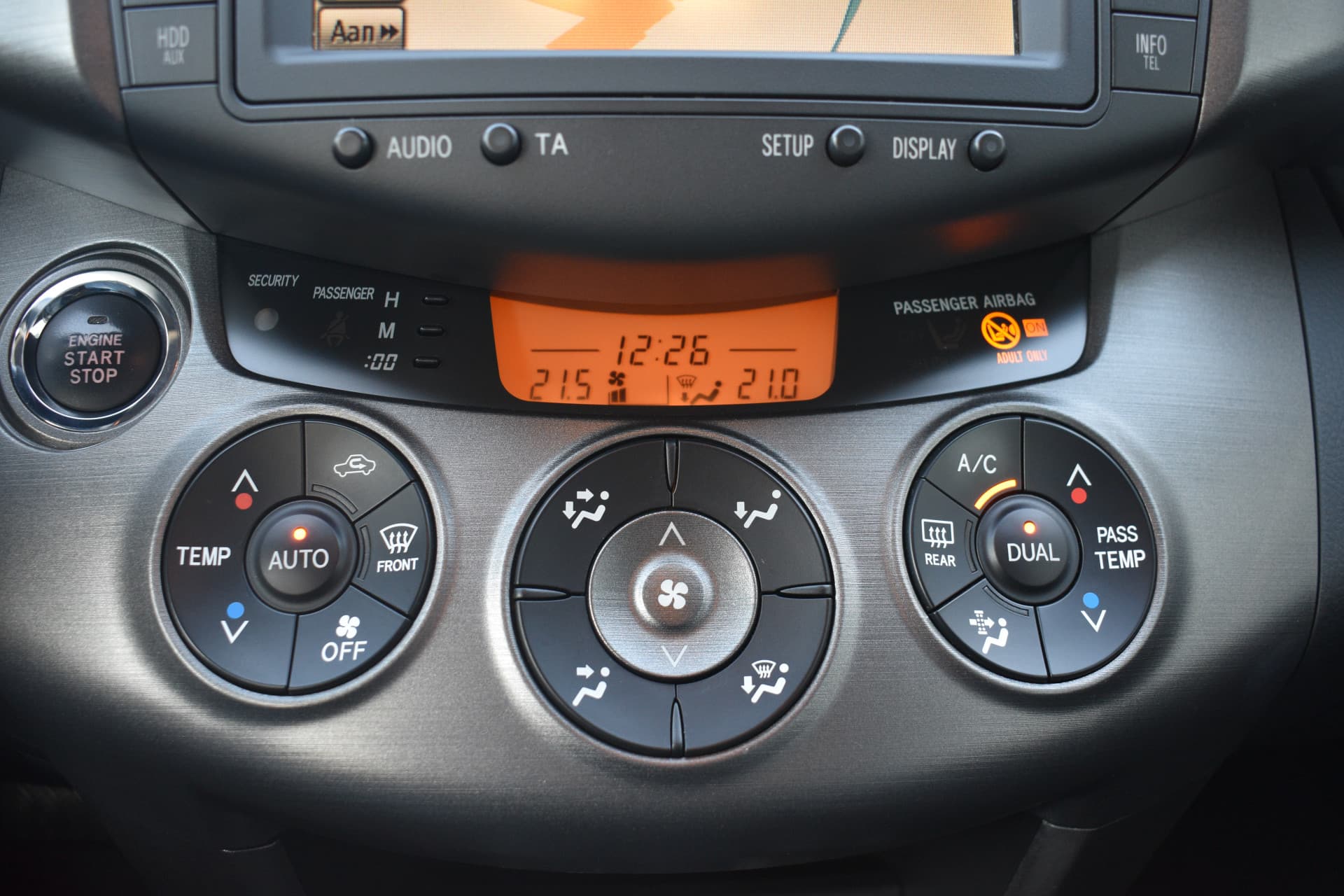 Toyota RAV4 2.0 VVTi Executive Business Automaat 158Pk thumbnail 21