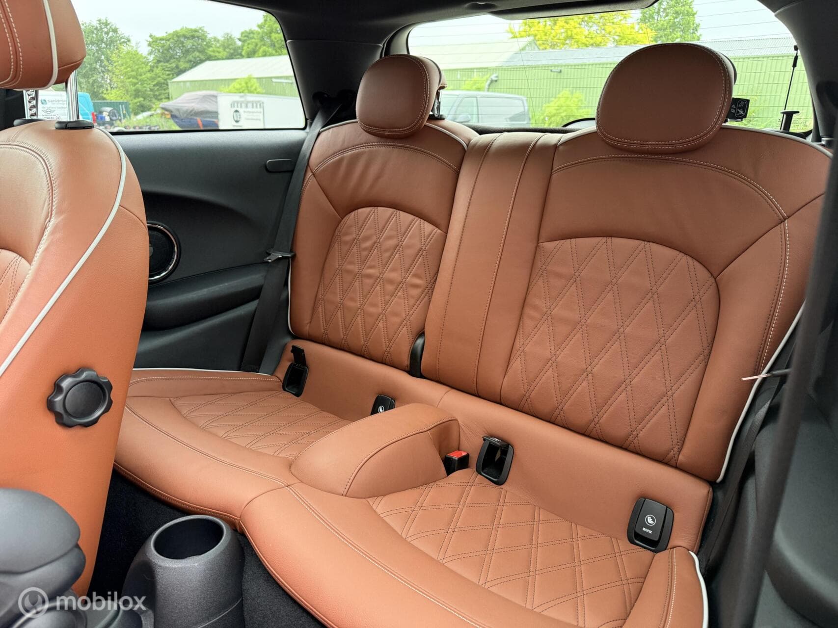 MINI Cooper S thumbnail 11