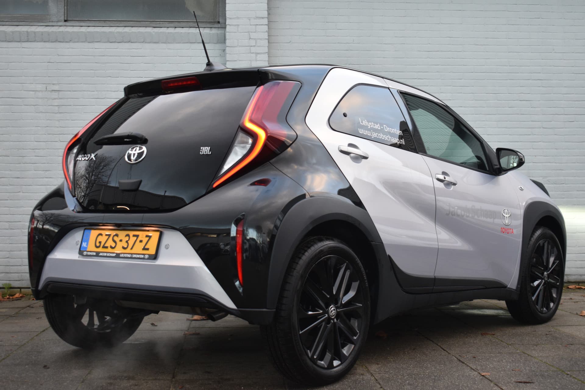 Toyota Aygo X 1.0 VVT-i MT JBL thumbnail 5