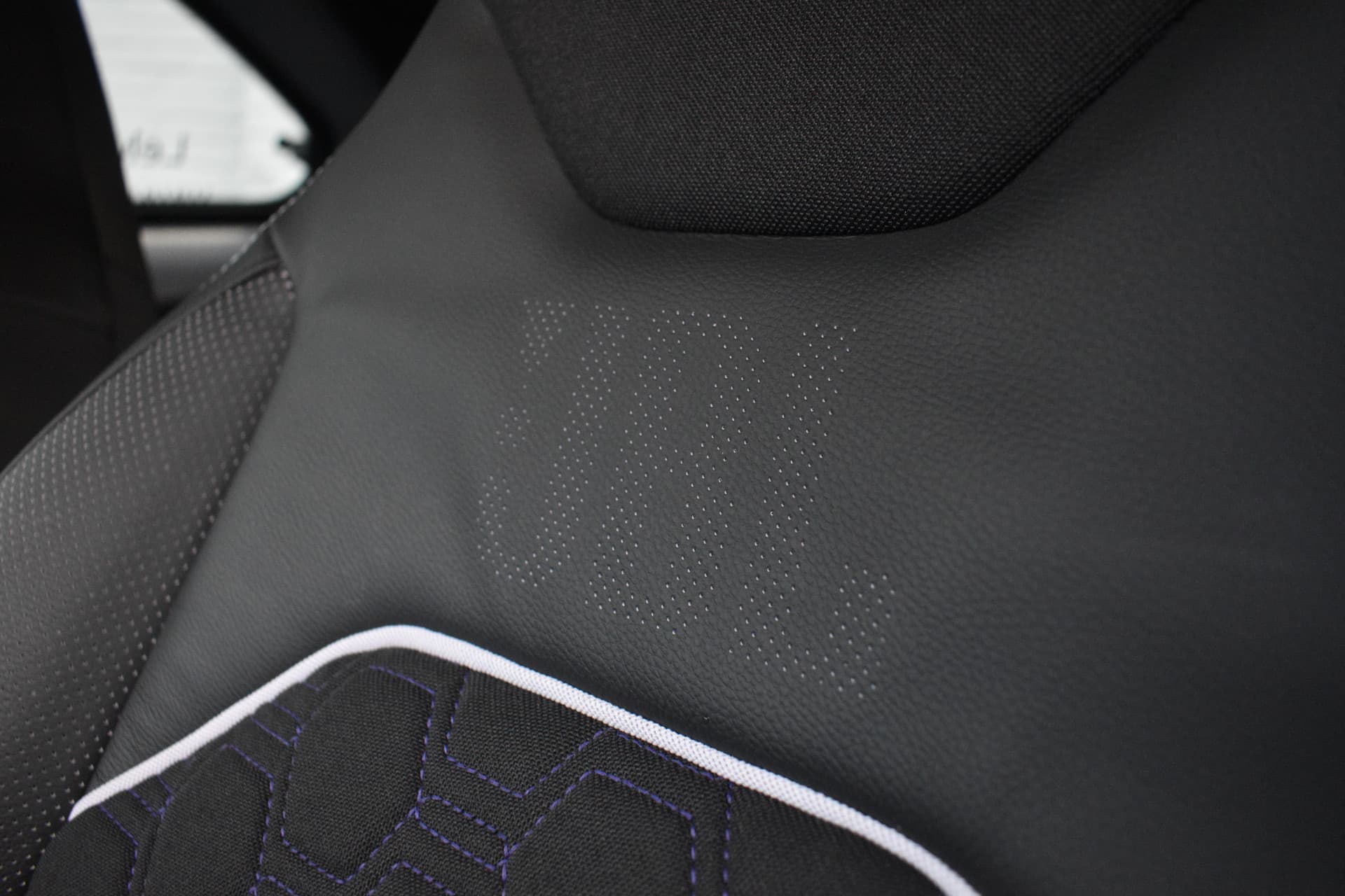 Toyota Aygo X 1.0 VVT-i MT JBL thumbnail 16