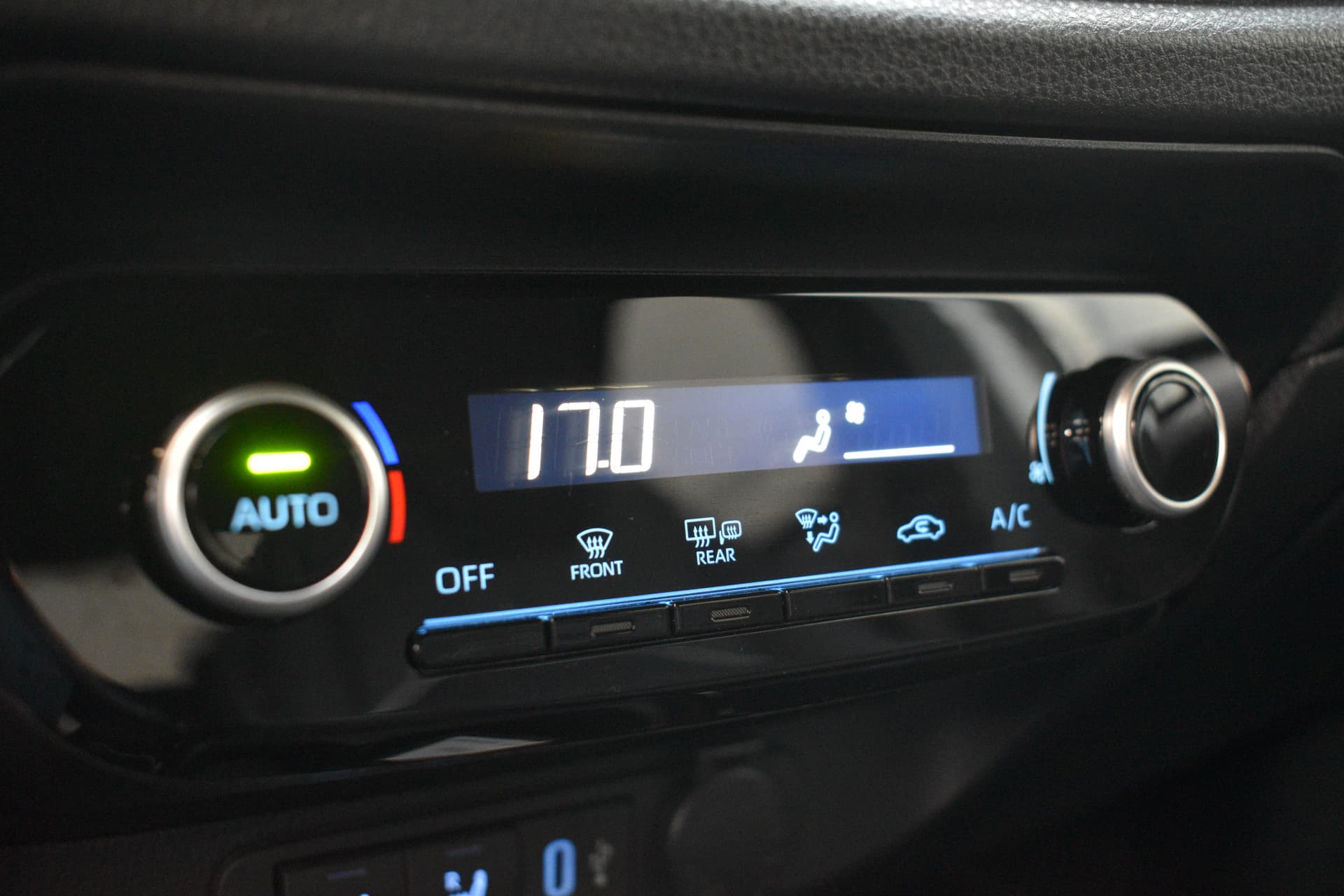 Toyota Aygo X 1.0 VVT-i MT JBL thumbnail 20