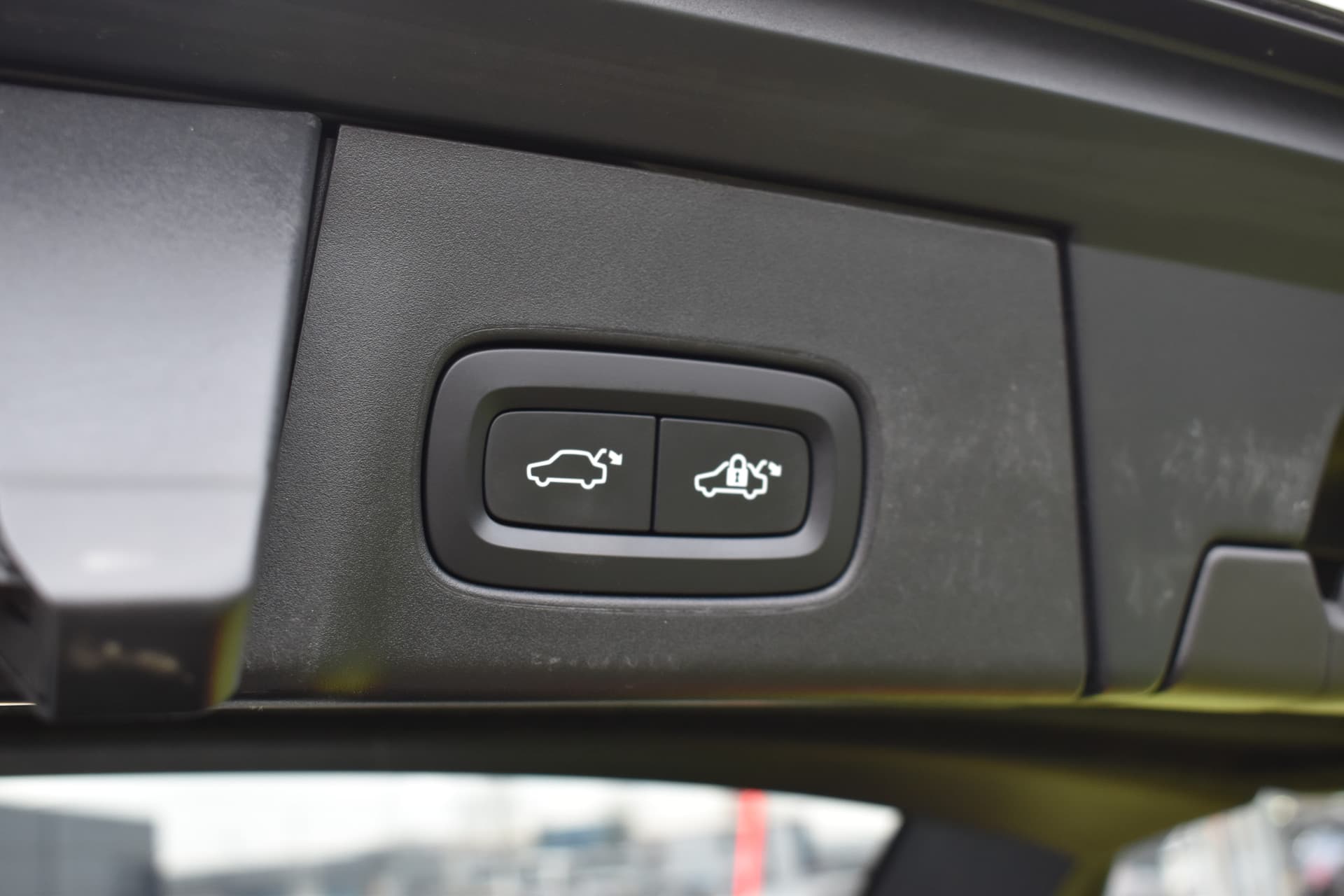 Volvo V90 T8 AWD 390PK Plug-in Hybrid Inscription thumbnail 18