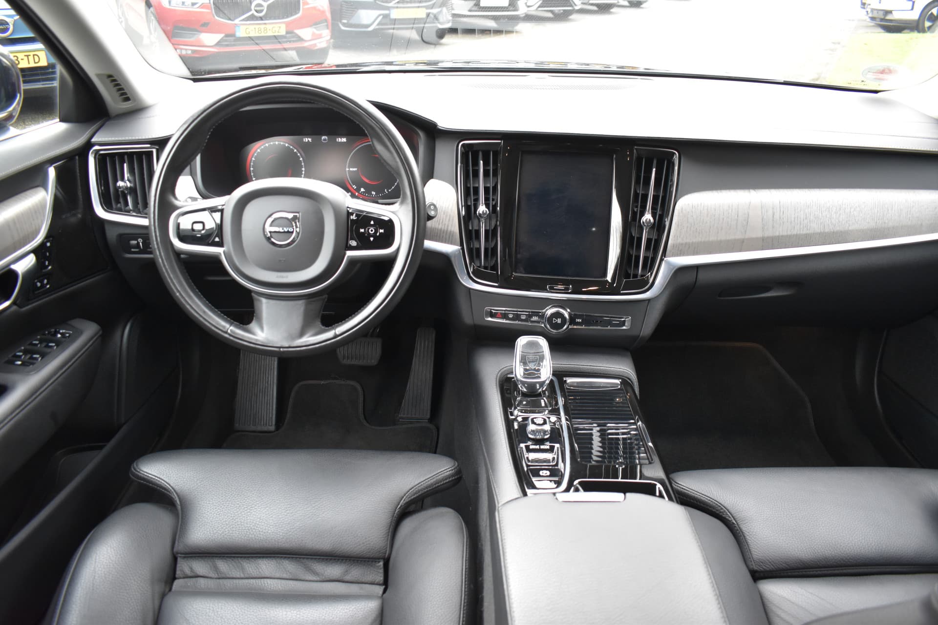 Volvo V90 T8 AWD 390PK Plug-in Hybrid Inscription thumbnail 25