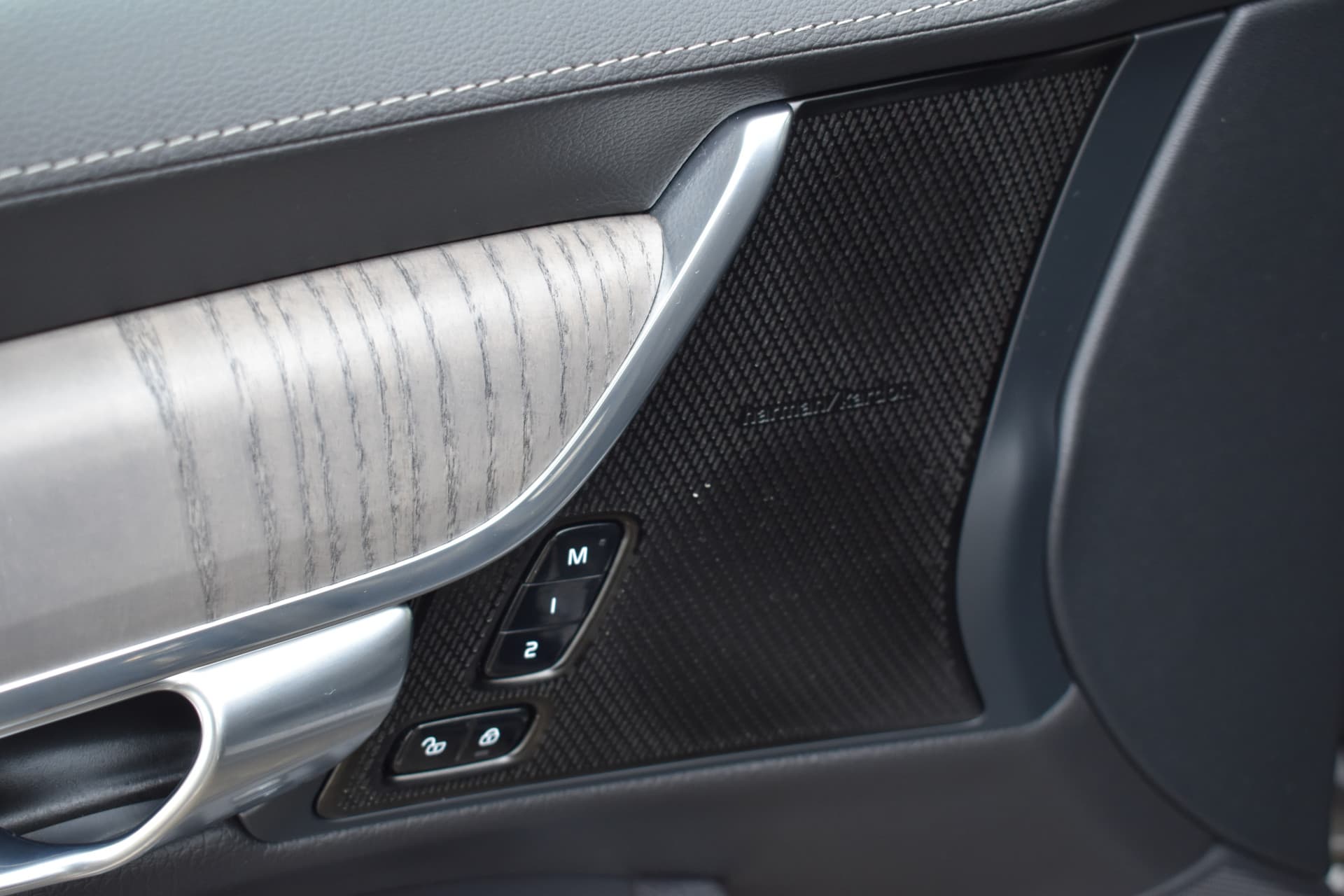 Volvo V90 T8 AWD 390PK Plug-in Hybrid Inscription thumbnail 31