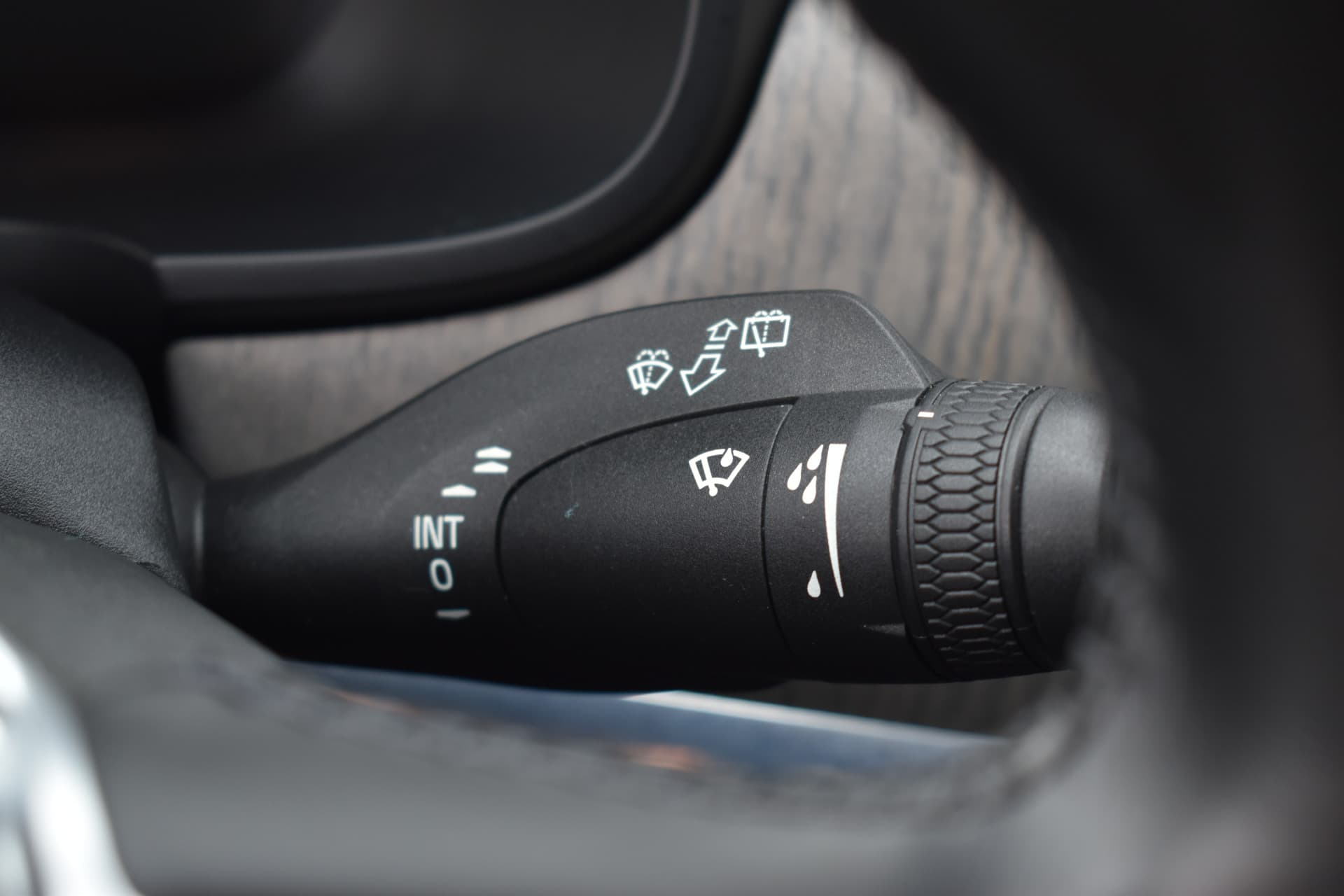 Volvo V90 T8 AWD 390PK Plug-in Hybrid Inscription thumbnail 36