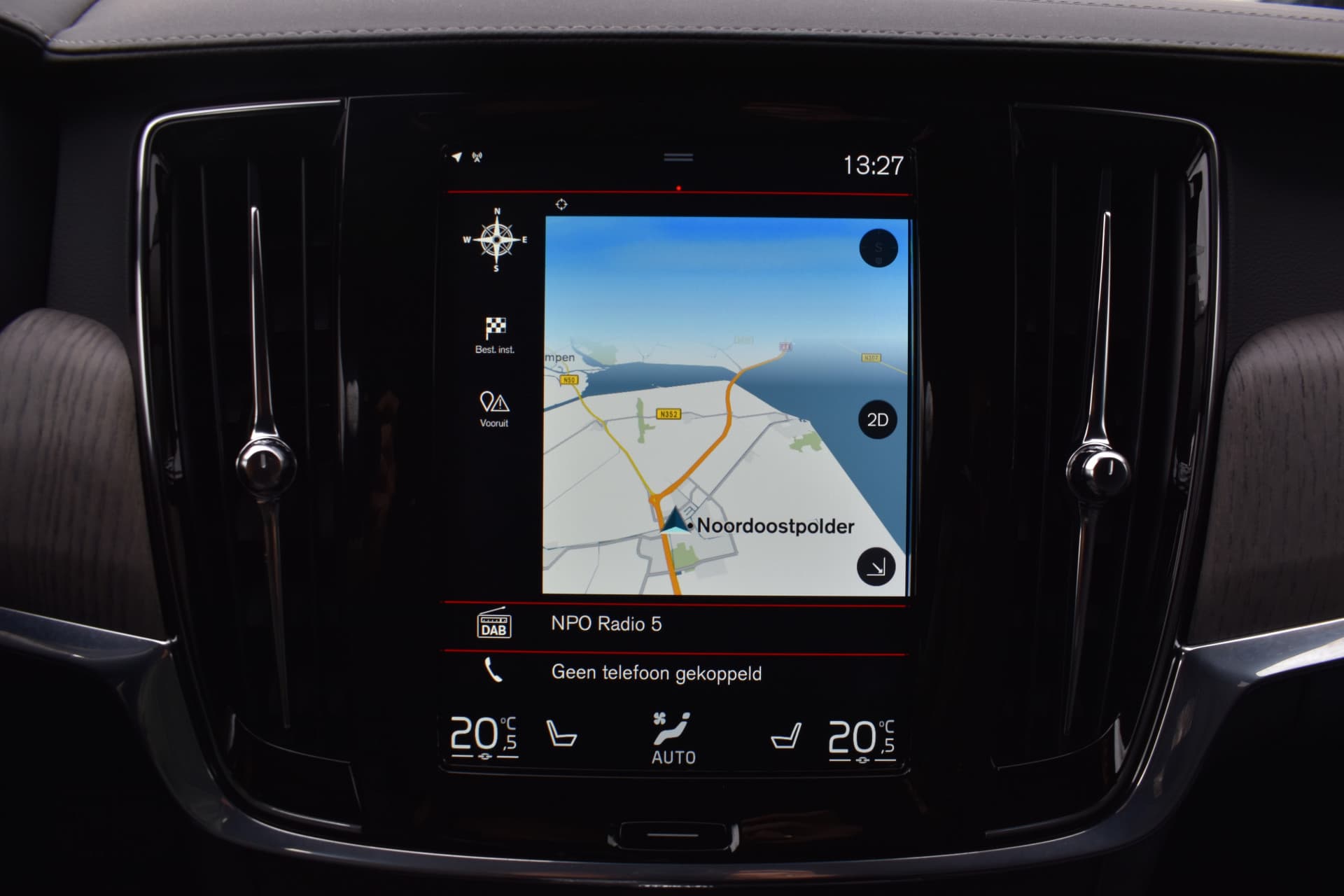 Volvo V90 T8 AWD 390PK Plug-in Hybrid Inscription thumbnail 43