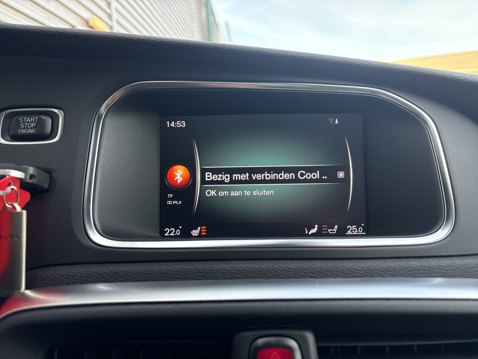 Volvo V40 1.5 T3 Polar+ Sport R-Design / Panoramadak / Cruise control / Stoelverwarming / thumbnail 29