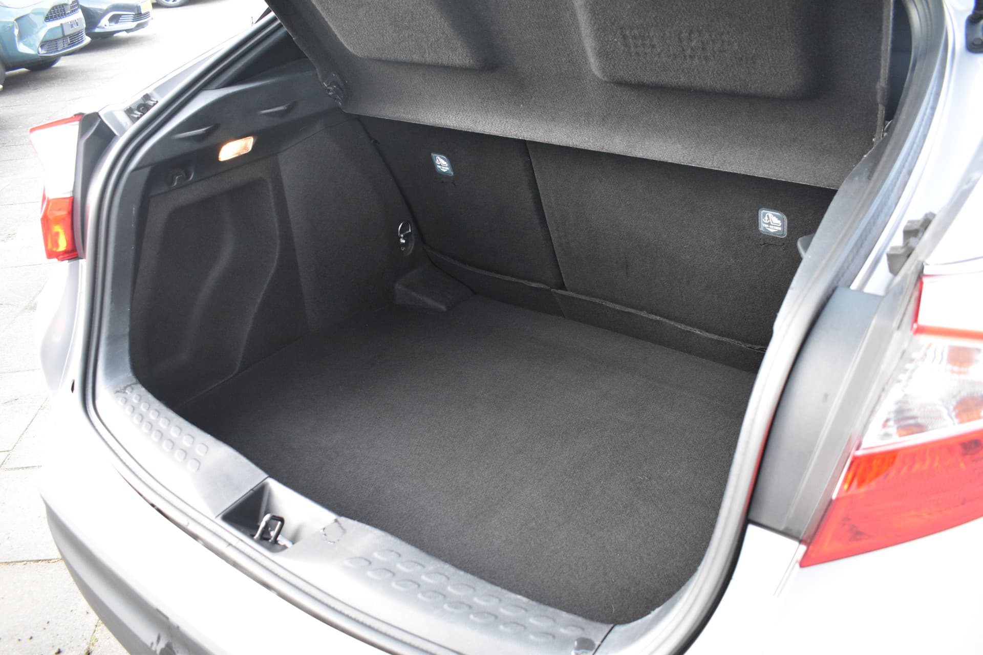 Toyota C-HR 1.8 Hybrid Active Automaat 122pk thumbnail 4