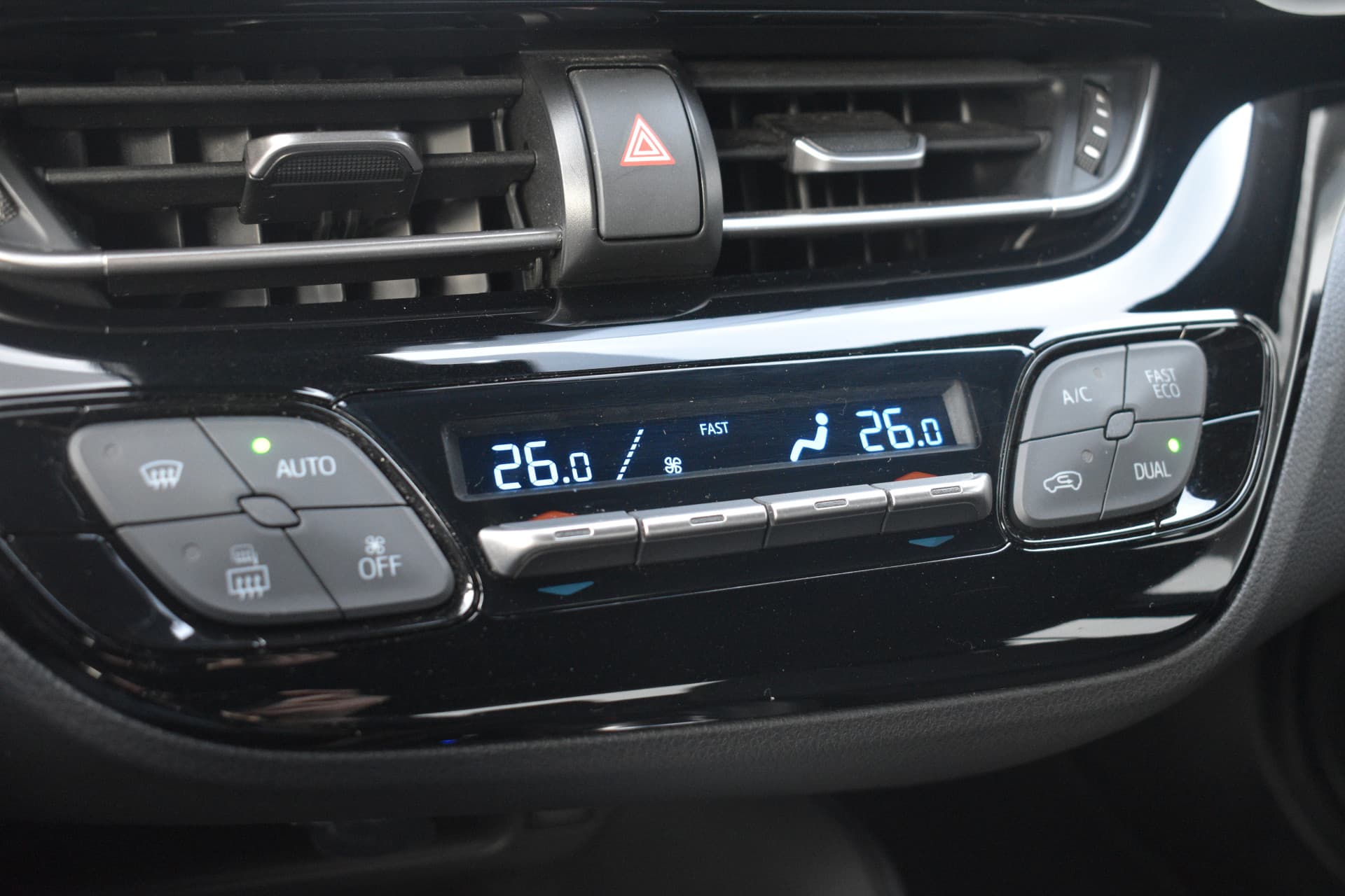 Toyota C-HR 1.8 Hybrid Active Automaat 122pk thumbnail 10