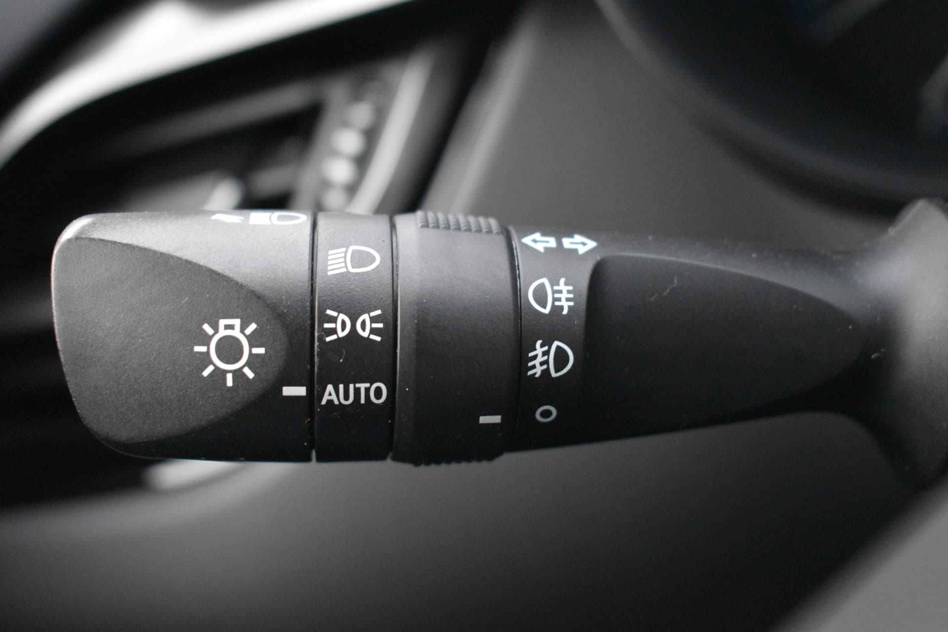 Toyota C-HR 1.8 Hybrid Active Automaat 122pk thumbnail 15