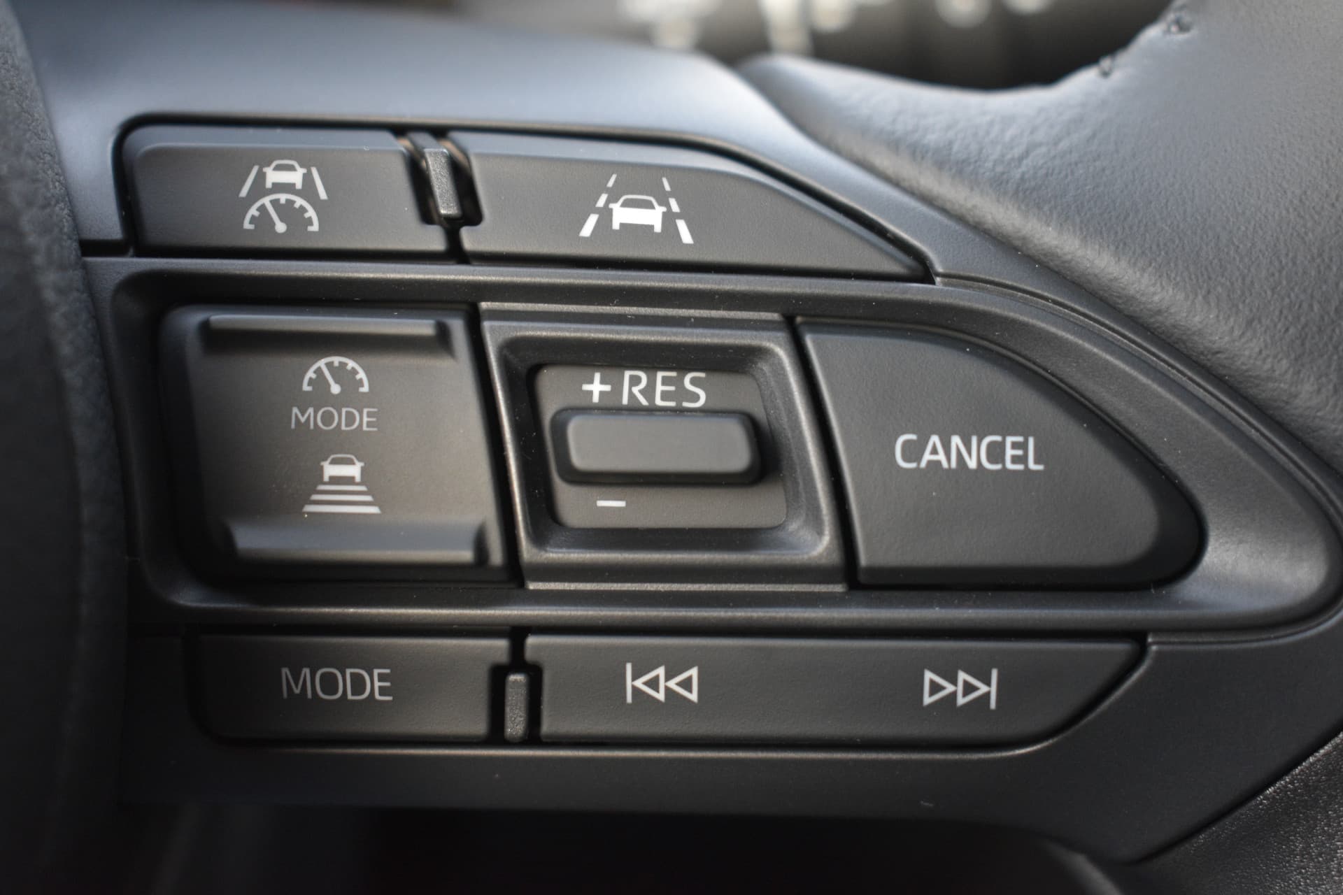 Toyota Yaris 1.5 Hybrid 115 Dynamic Automaat 116pk thumbnail 11