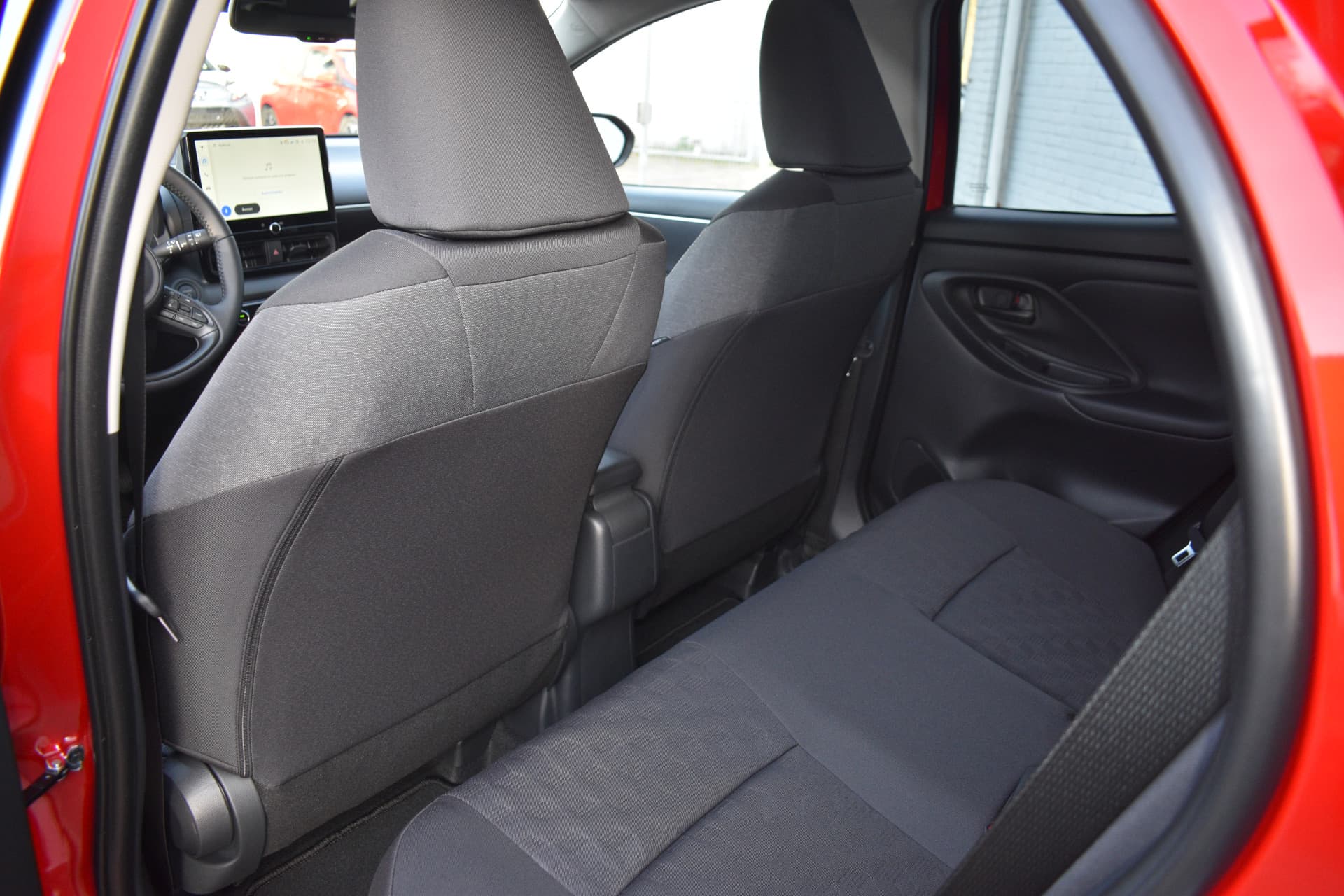 Toyota Yaris 1.5 Hybrid 115 Dynamic Automaat 116pk thumbnail 20