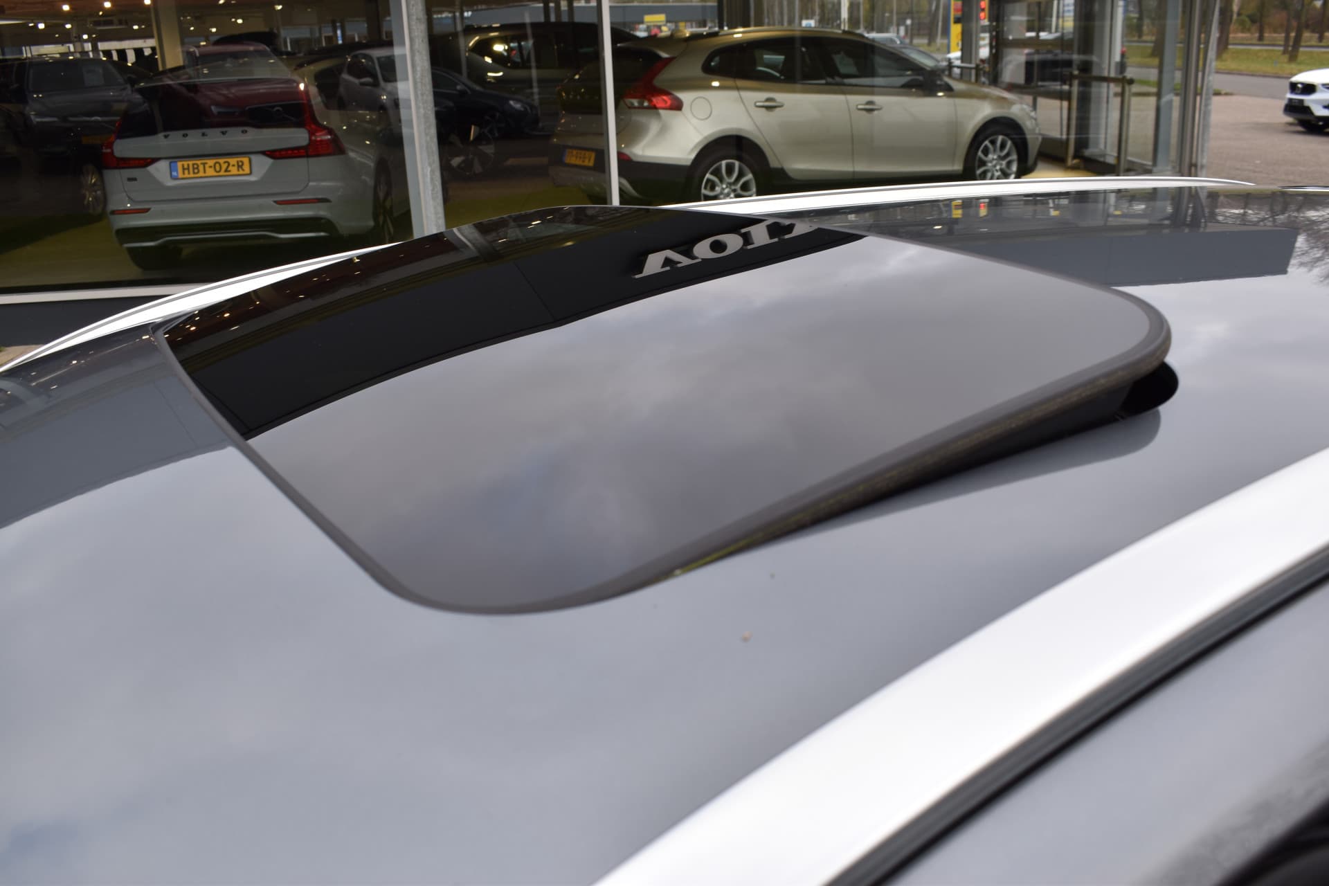 Volvo V60 Cross Country T5 245PK Automaat Summum thumbnail 11