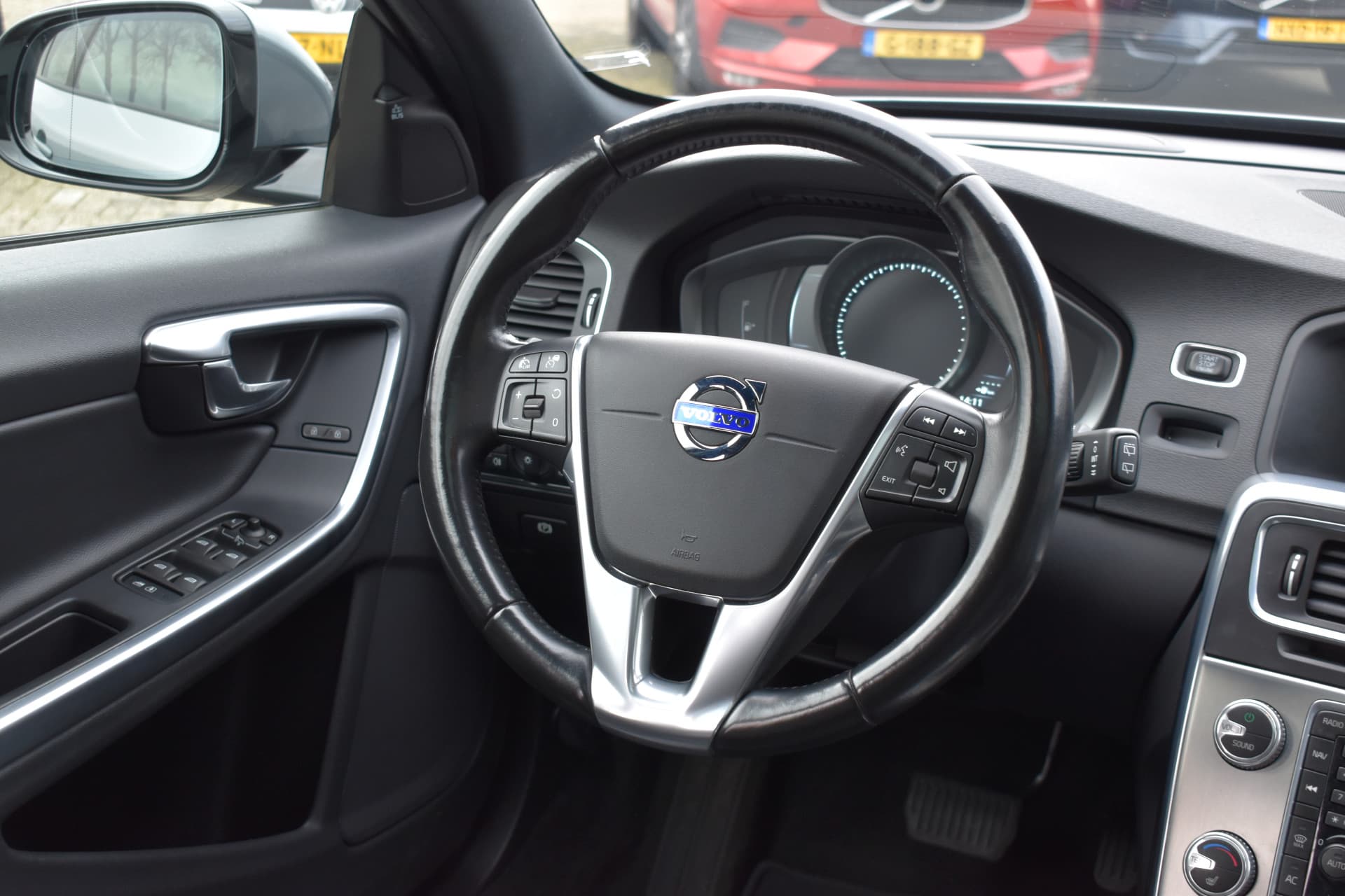 Volvo V60 Cross Country T5 245PK Automaat Summum thumbnail 25