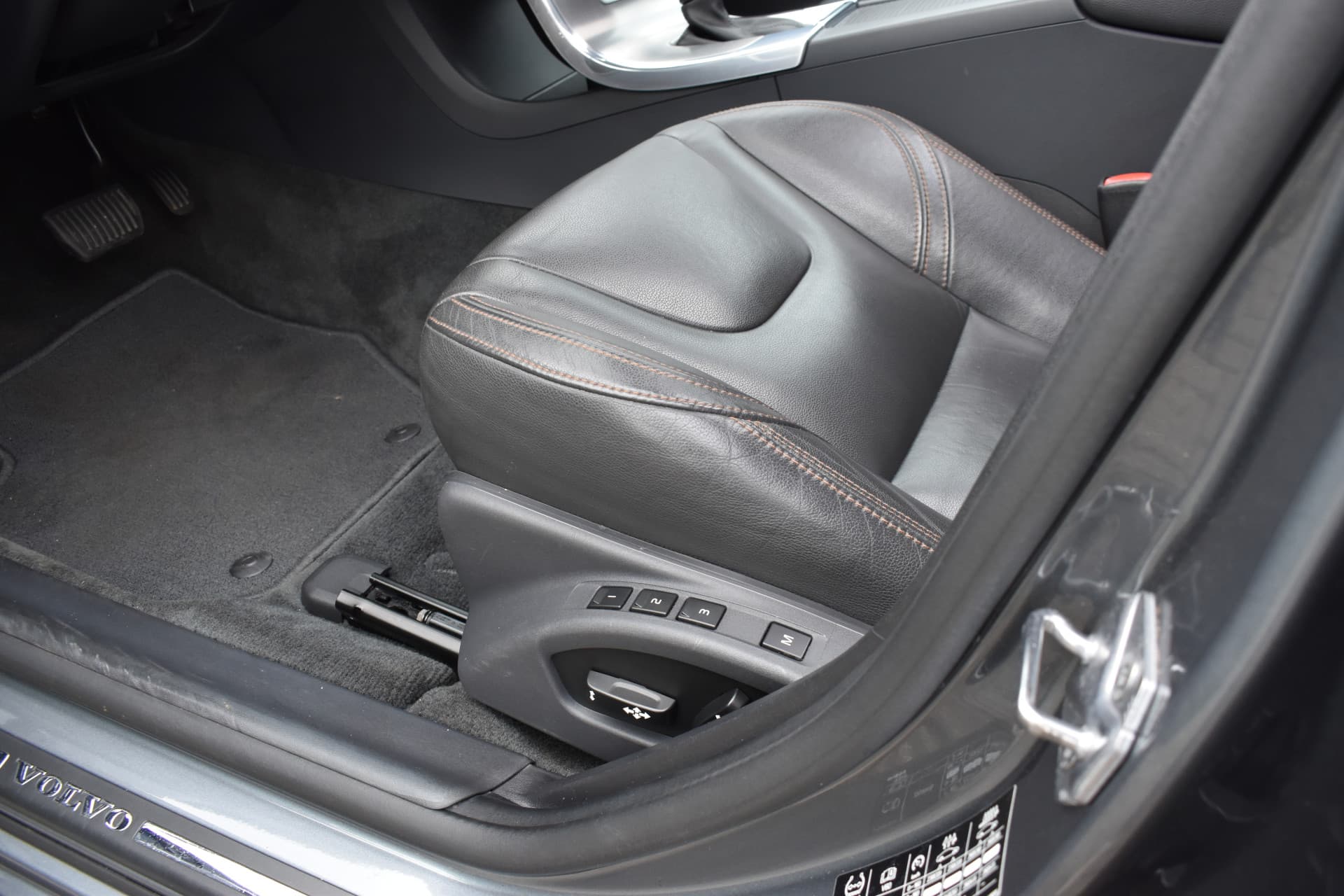 Volvo V60 Cross Country T5 245PK Automaat Summum thumbnail 28