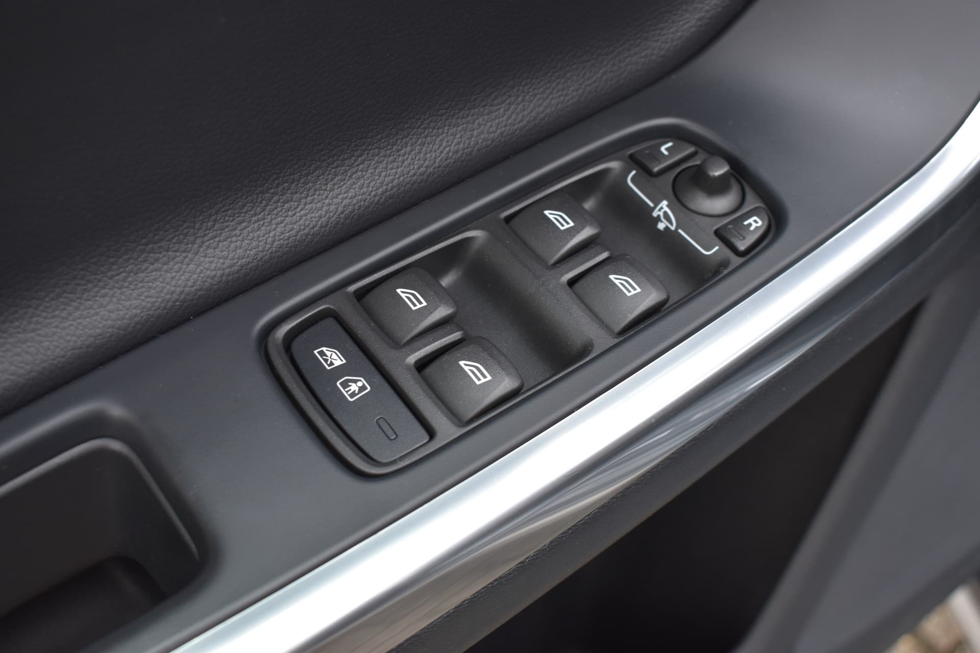 Volvo V60 Cross Country T5 245PK Automaat Summum thumbnail 30